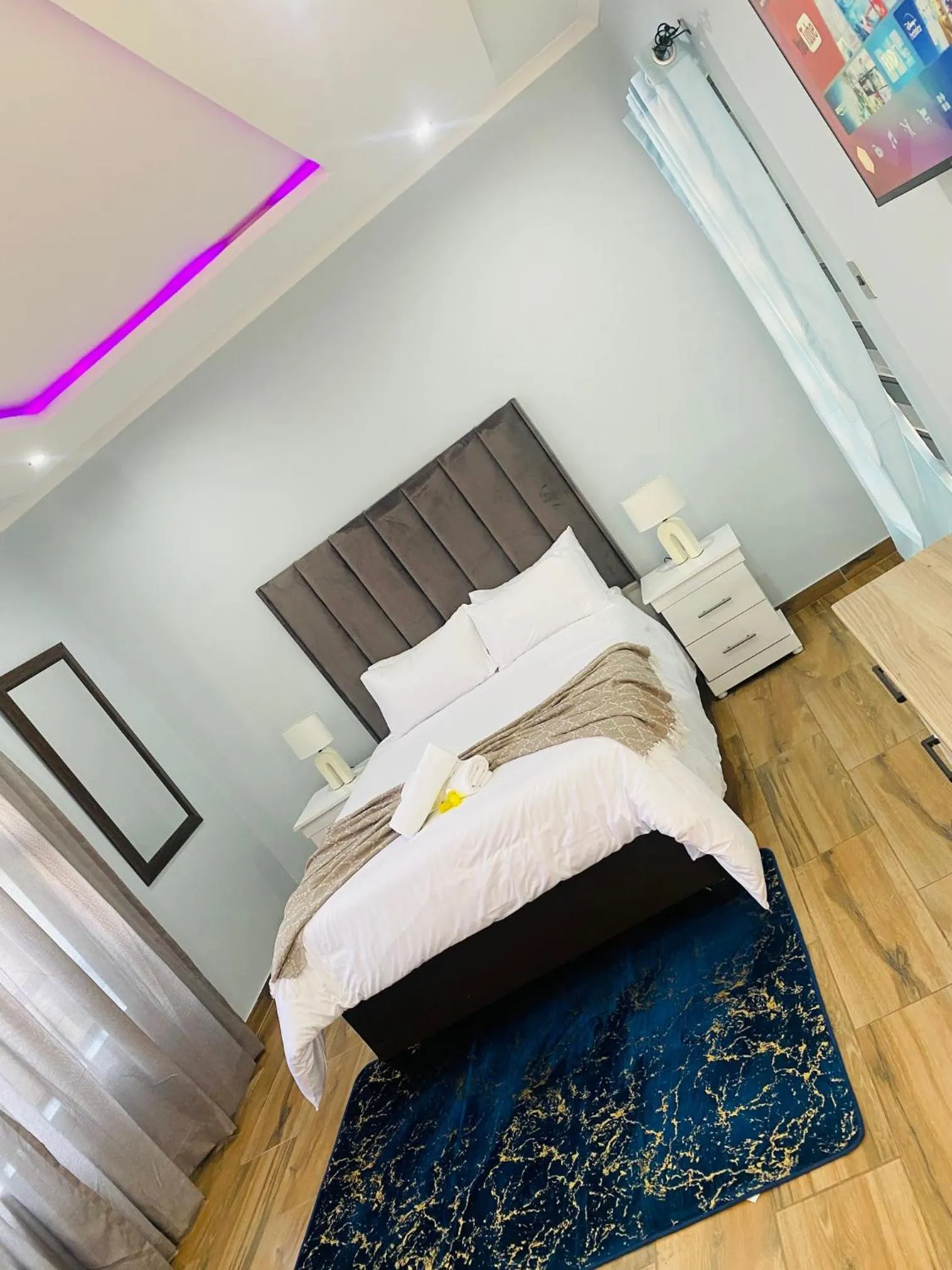 Bed in Airport Imperial Guest House