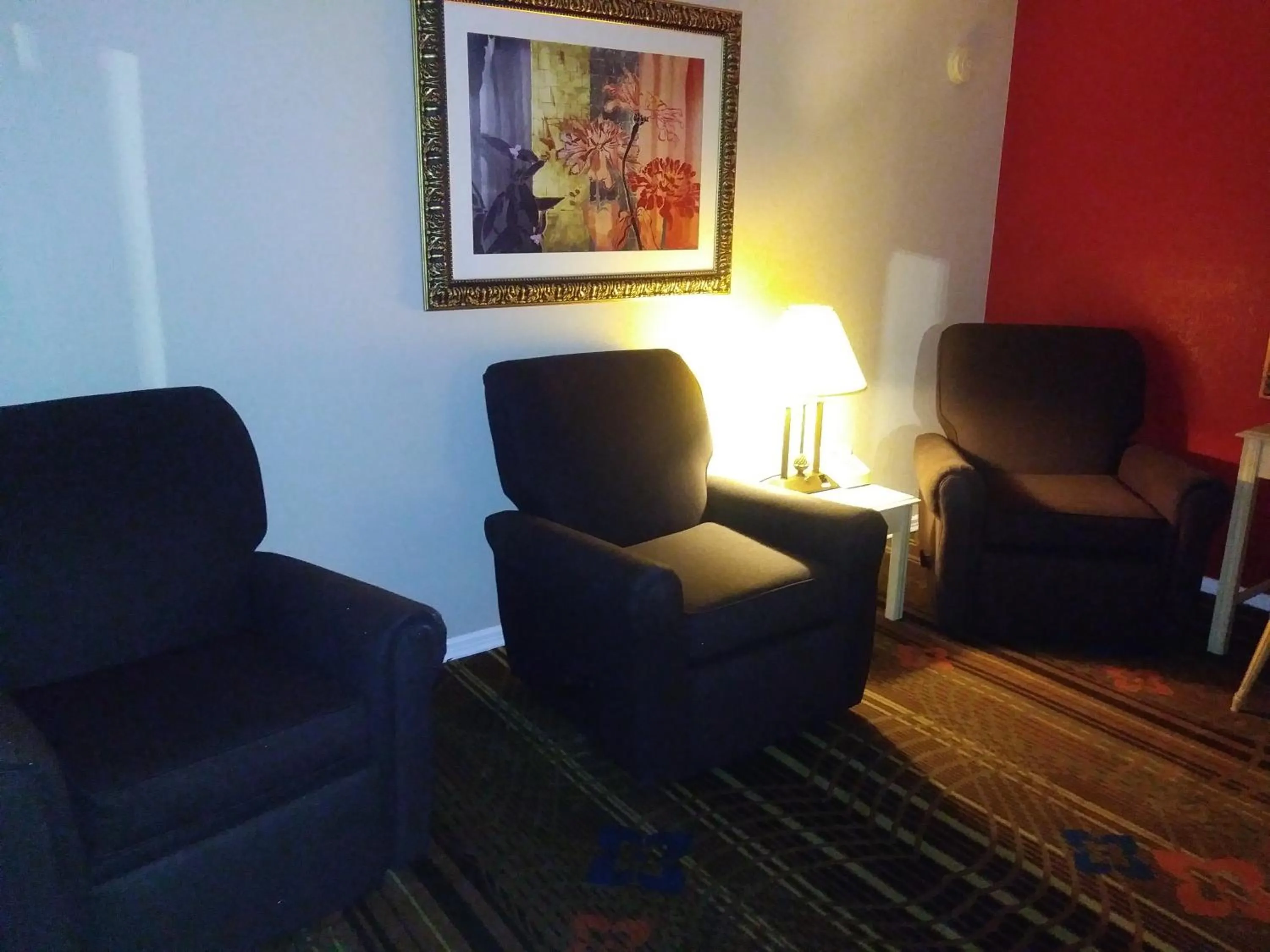 Seating Area in Days Inn by Wyndham Hot Springs