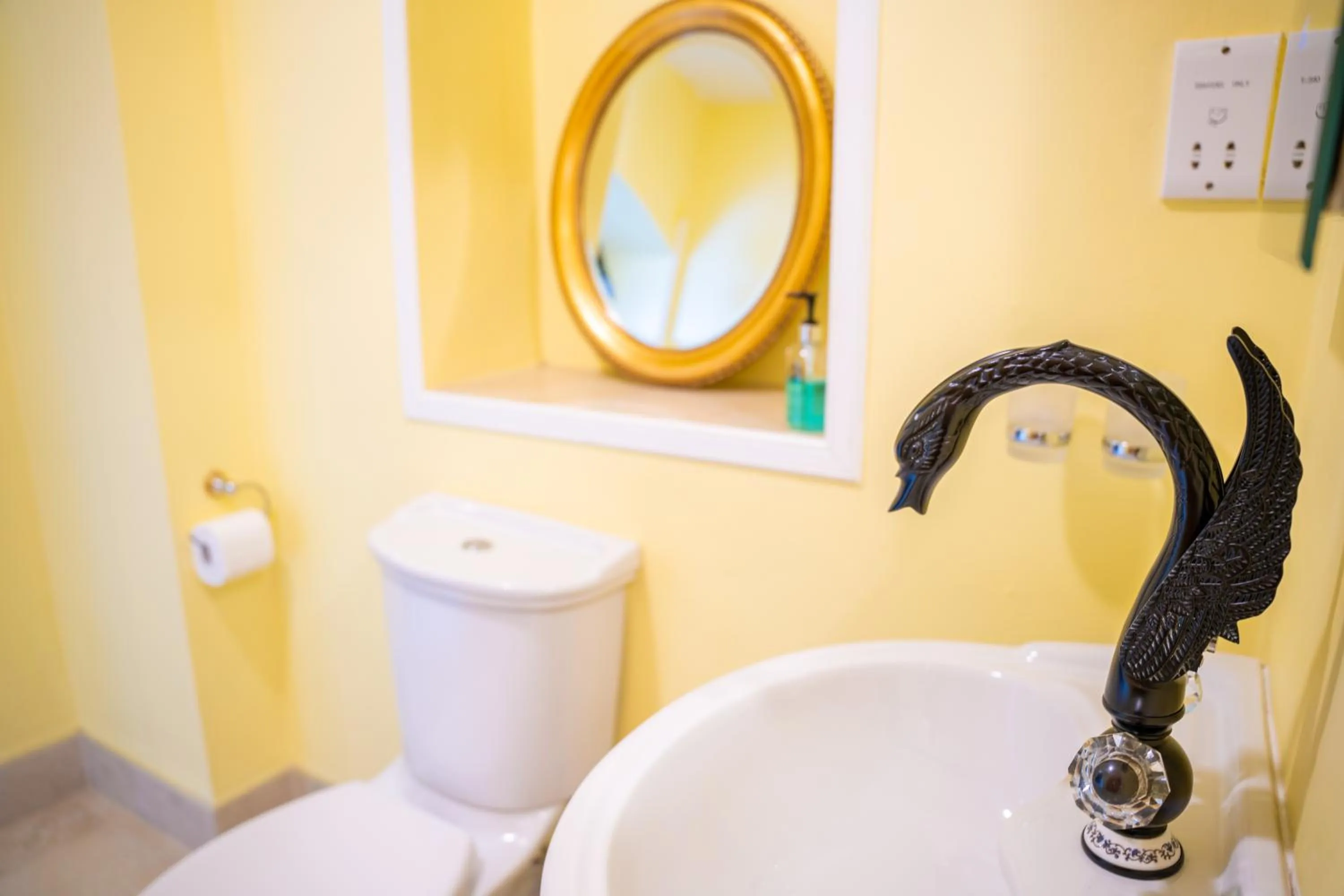 Bathroom in Ferndale Luxury Boutique Bed & Breakfast