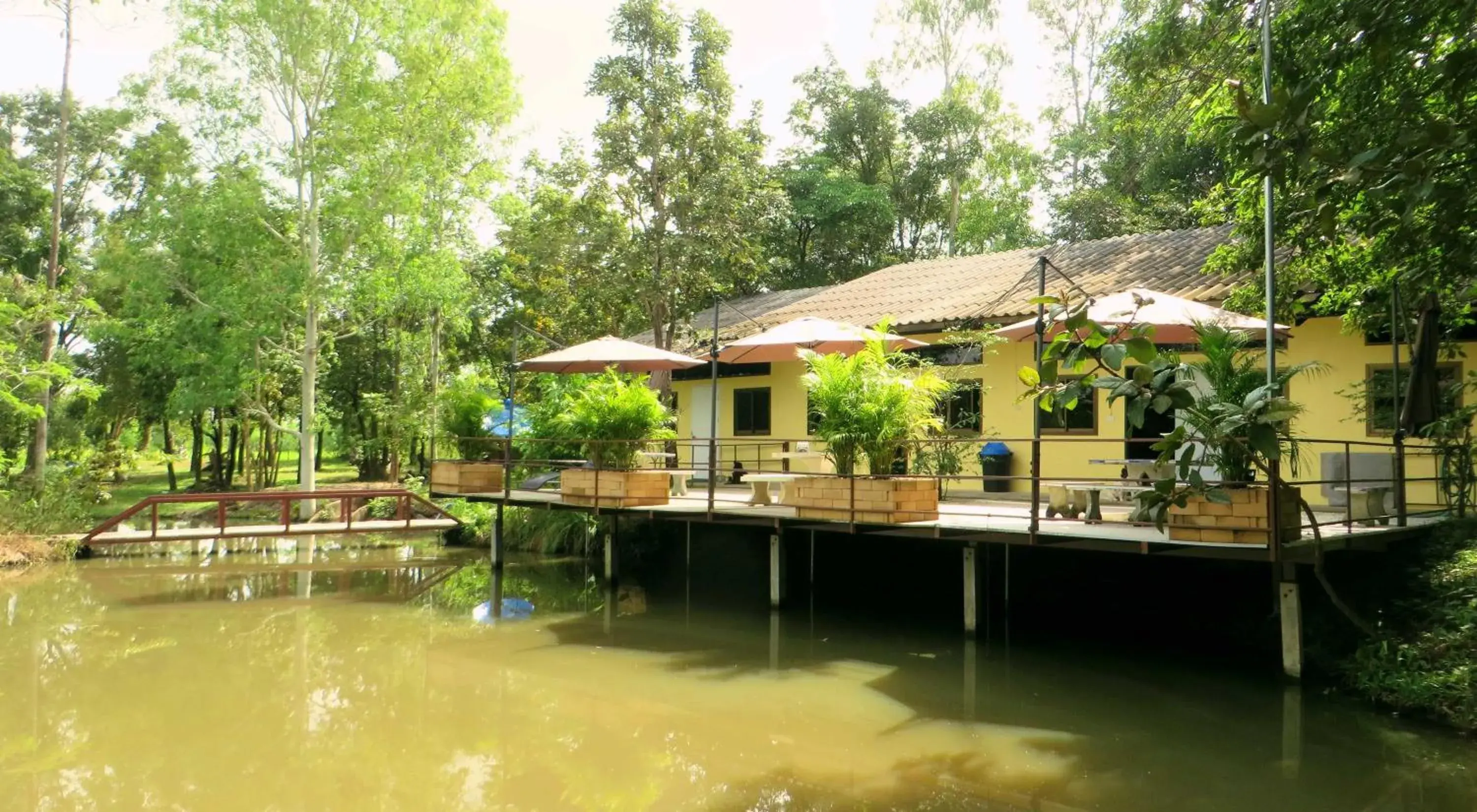 Small Double Room in Isaan Perazim Park Small Double Room in Isaan Perazim Park