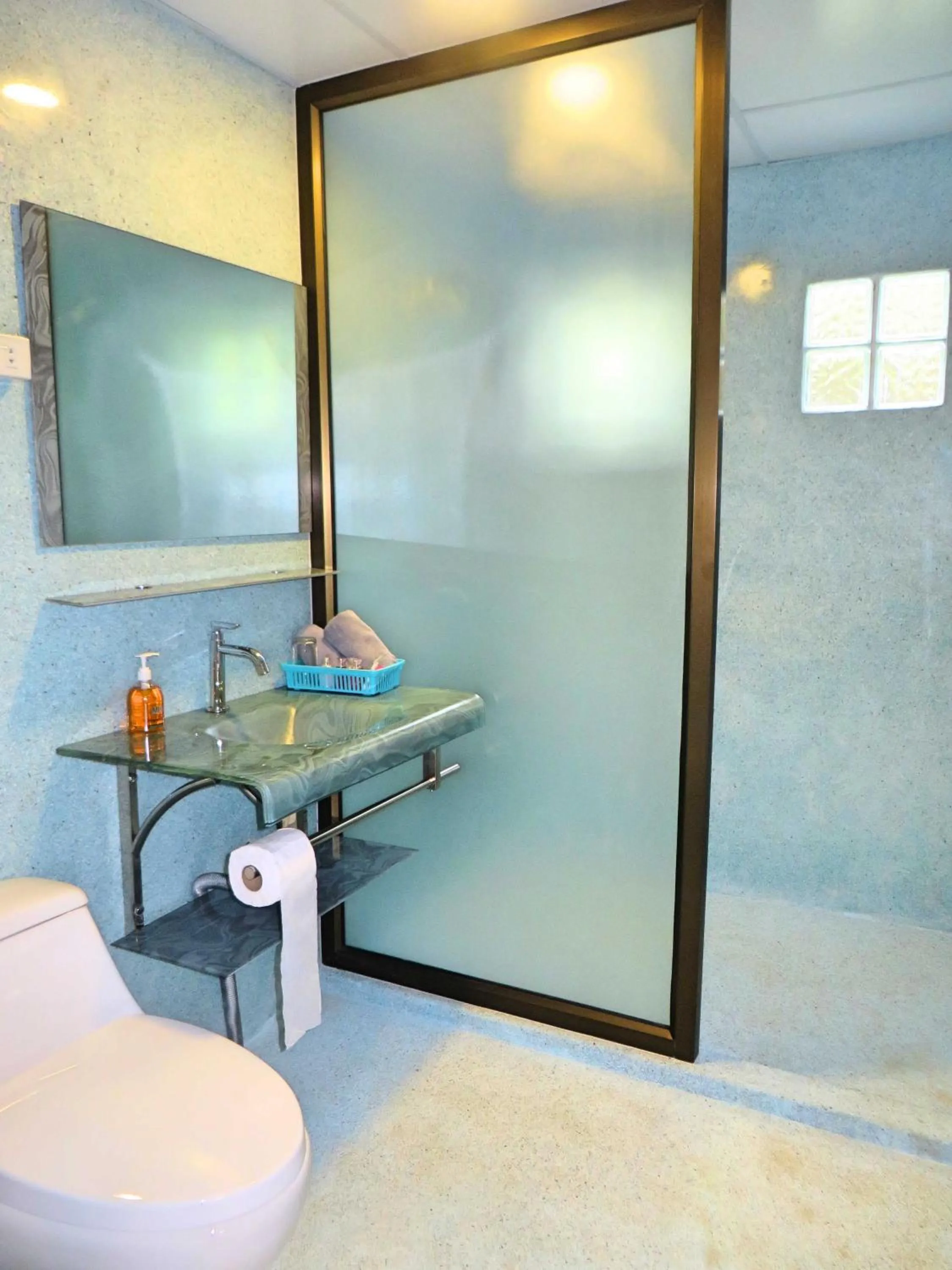 Bathroom in Isaan Perazim Park