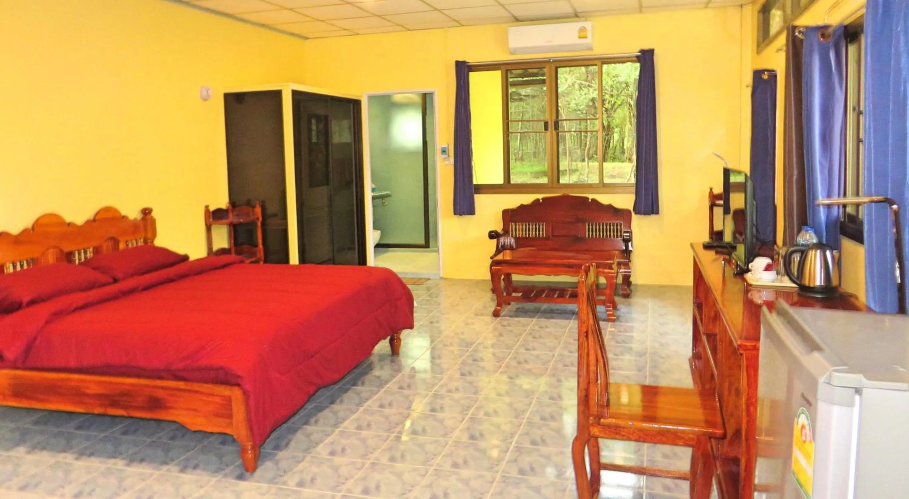 Bedroom, Bed in Isaan Perazim Park