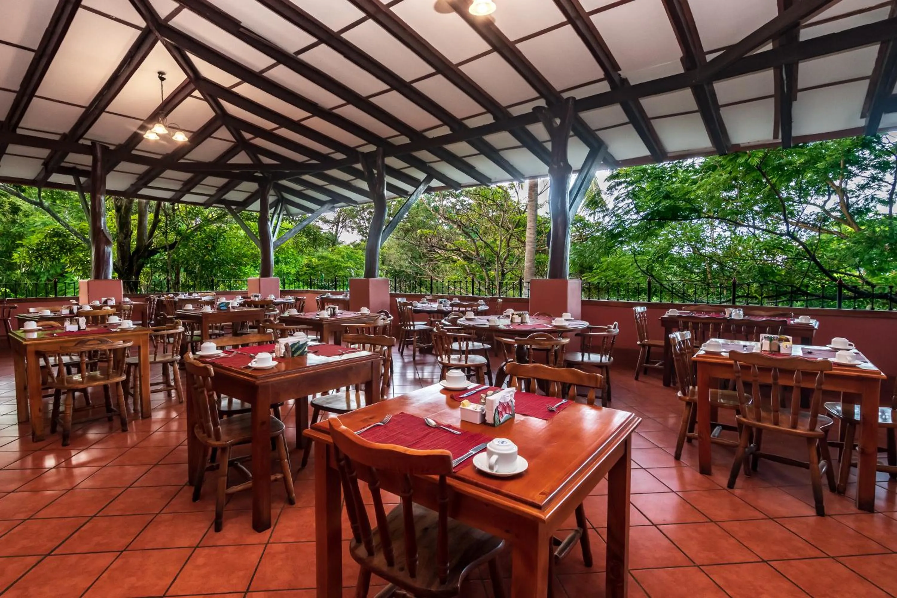 Restaurant/places to eat in Hacienda Guachipelin Volcano Ranch Hotel & Hot Springs