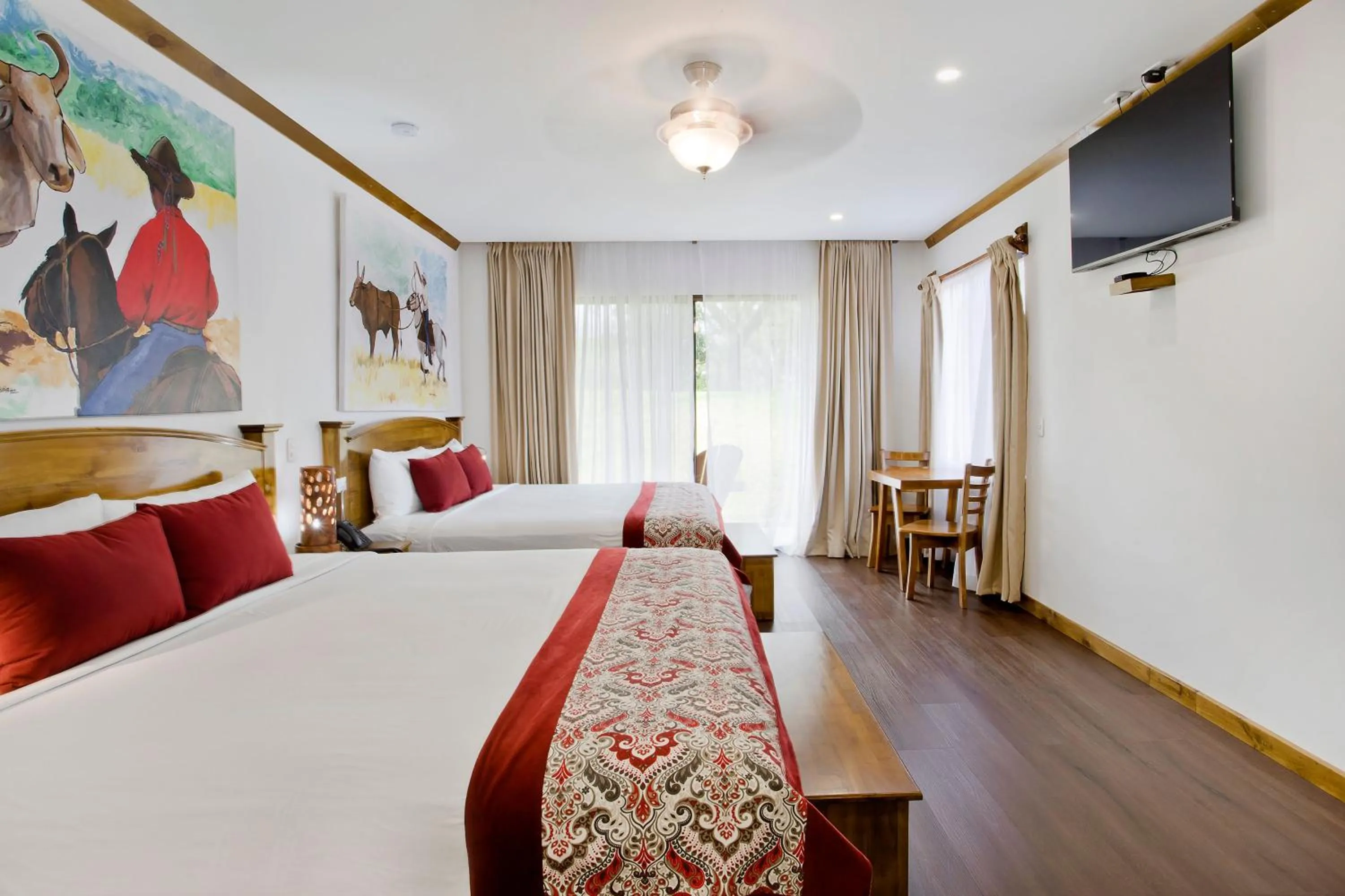 Guests, Bed in Hacienda Guachipelin Volcano Ranch Hotel & Hot Springs