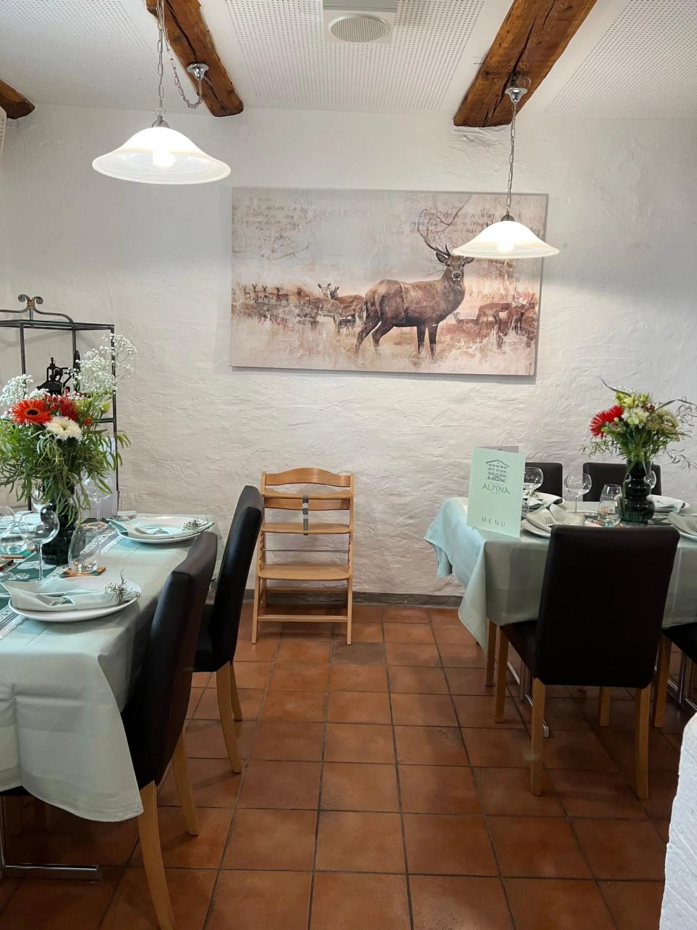 Dining area in Hotel und Restaurant Alpina