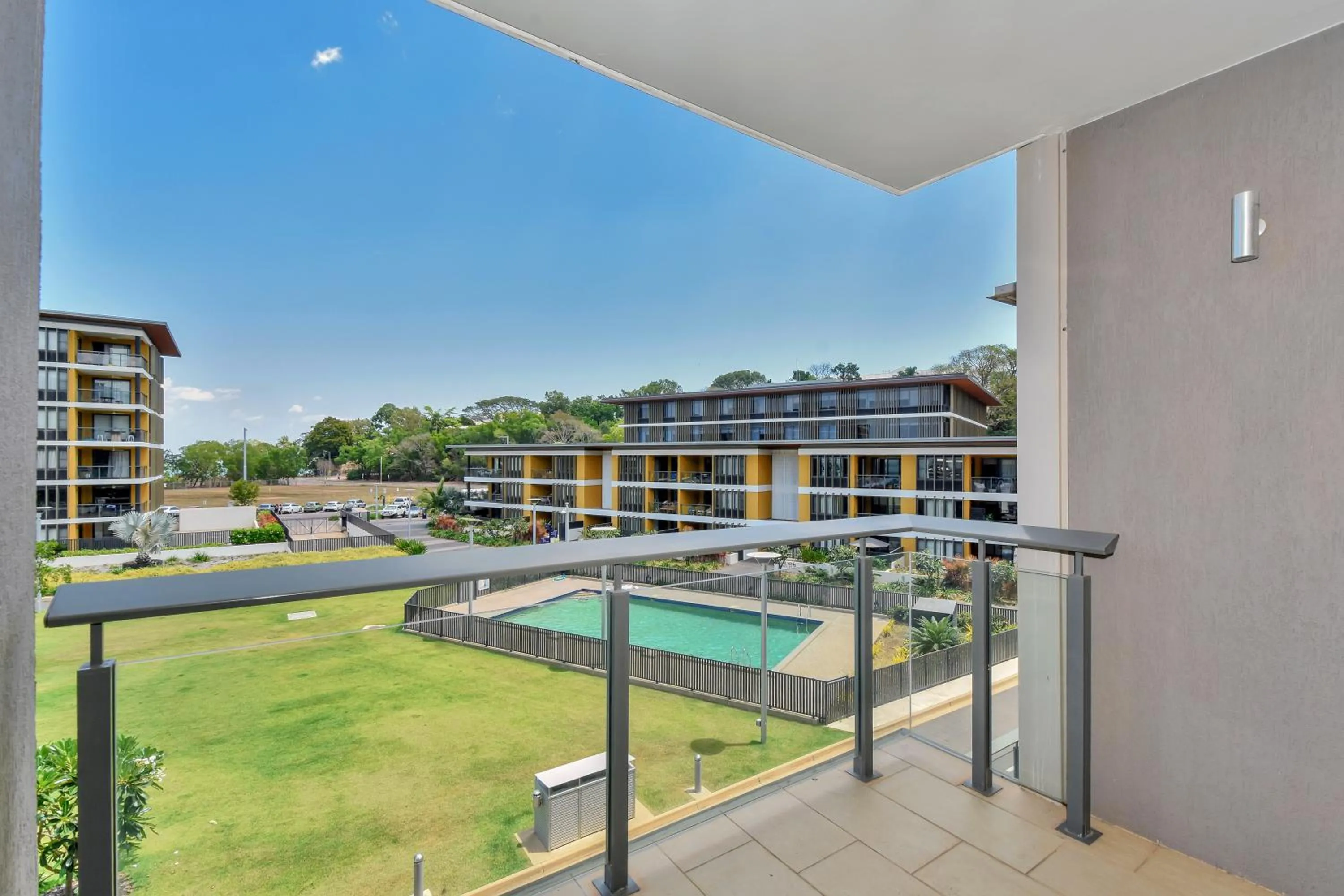 Balcony/Terrace in Darwin Waterfront Short Stay Apartments