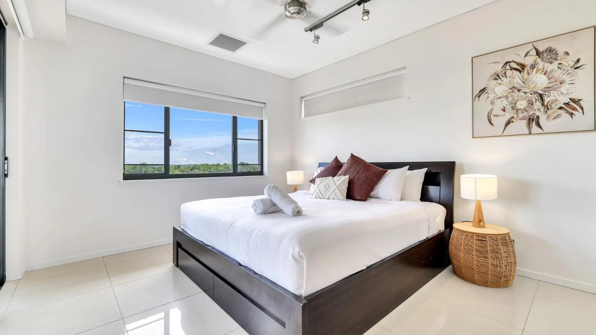Bedroom, Bed in Darwin Waterfront Short Stay Apartments