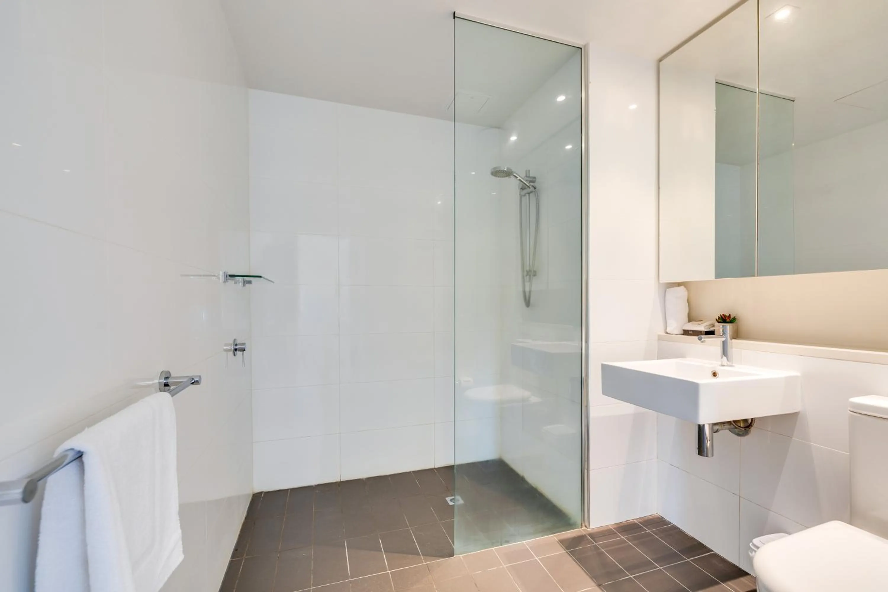 Bathroom in Darwin Waterfront Short Stay Apartments