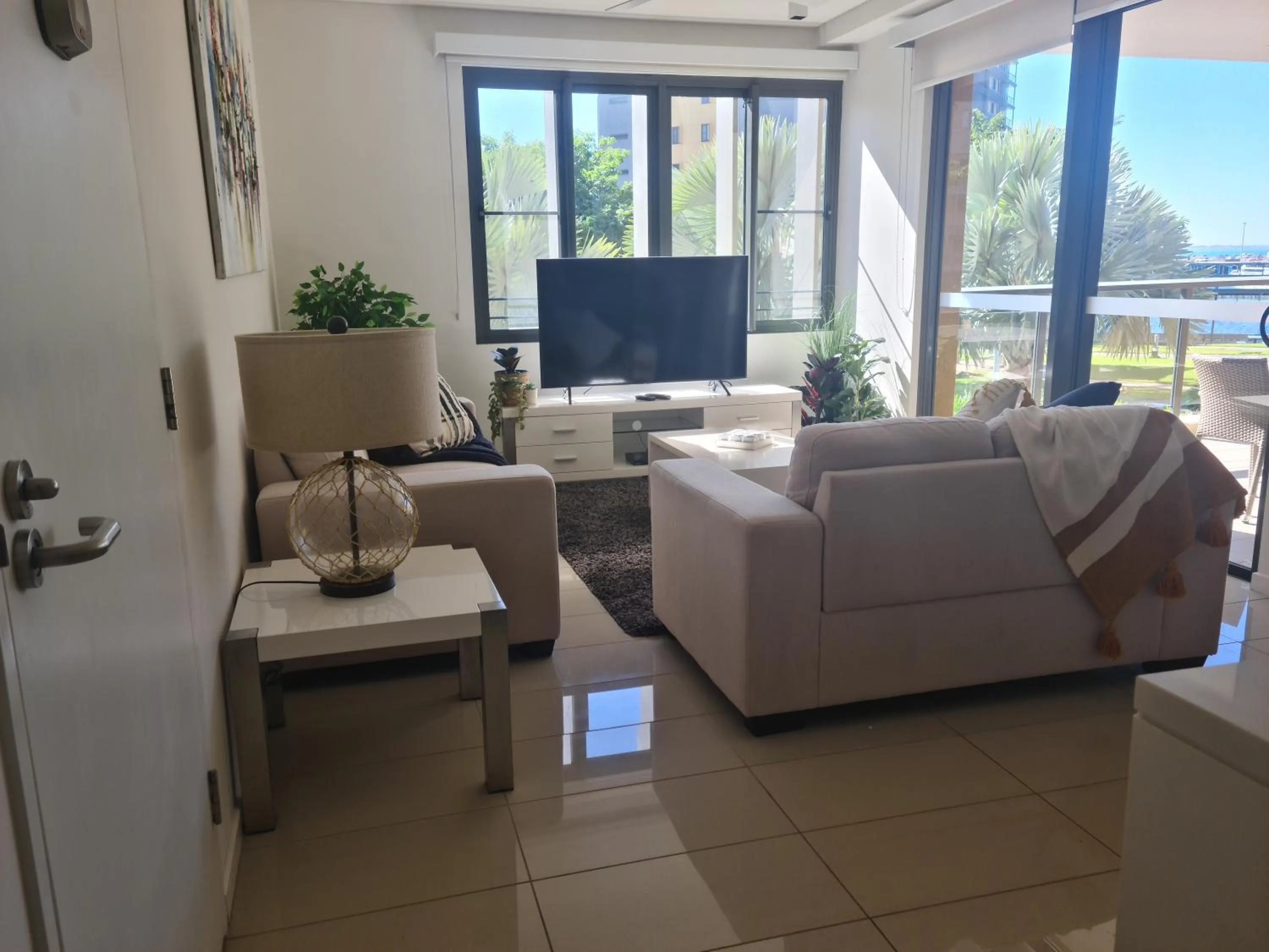 Living room in Darwin Waterfront Short Stay Apartments