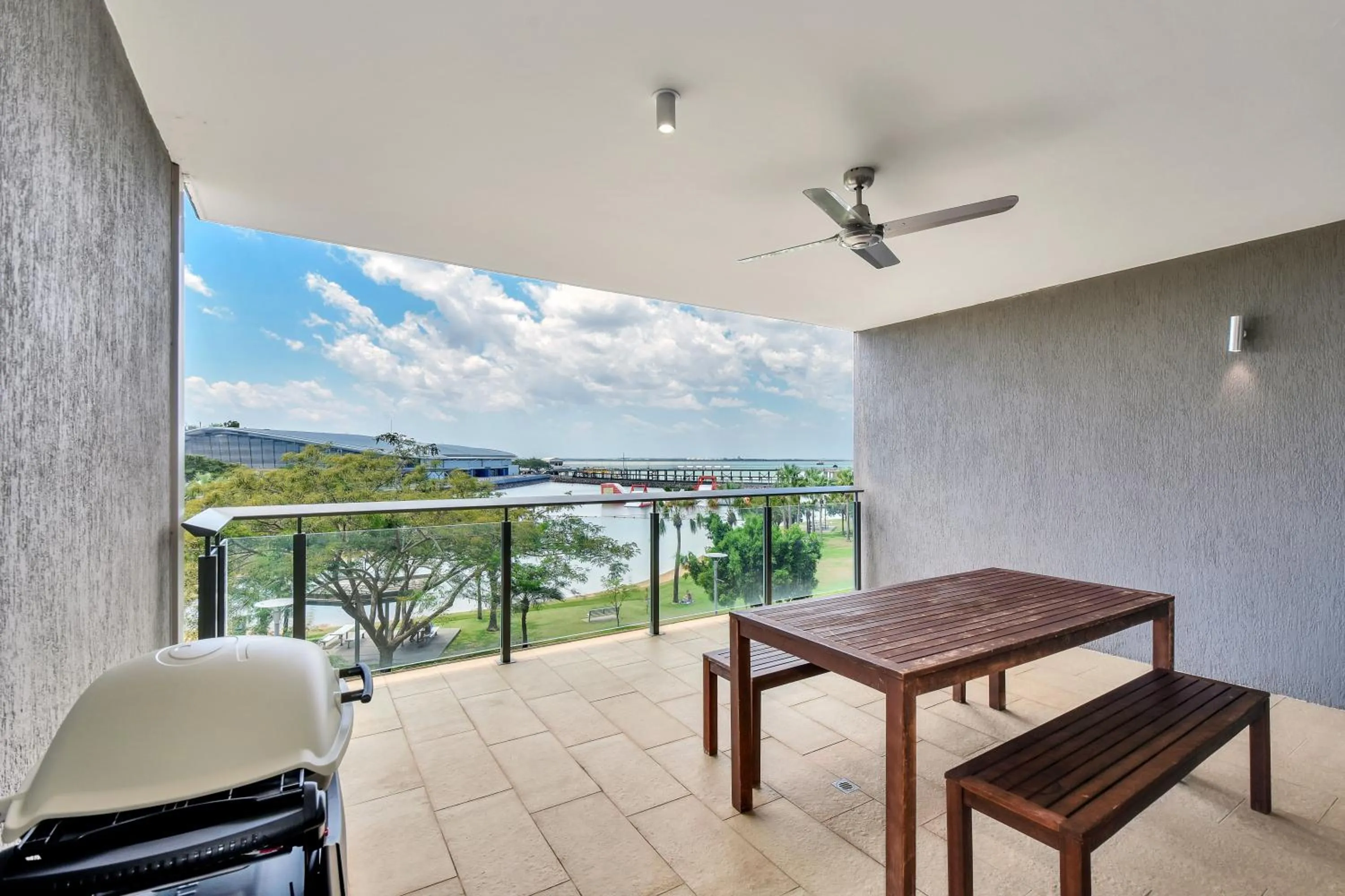 Balcony/Terrace in Darwin Waterfront Short Stay Apartments