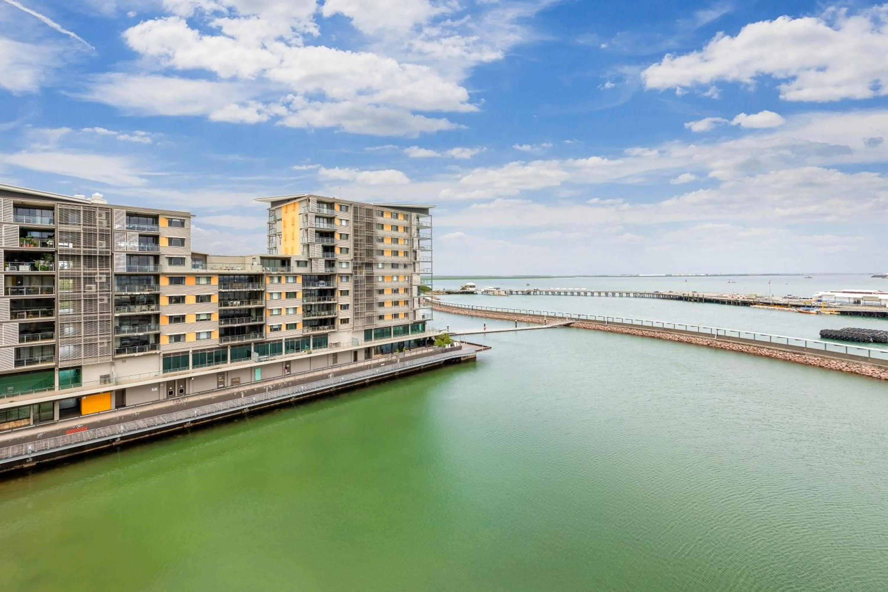 Property building in Darwin Waterfront Short Stay Apartments