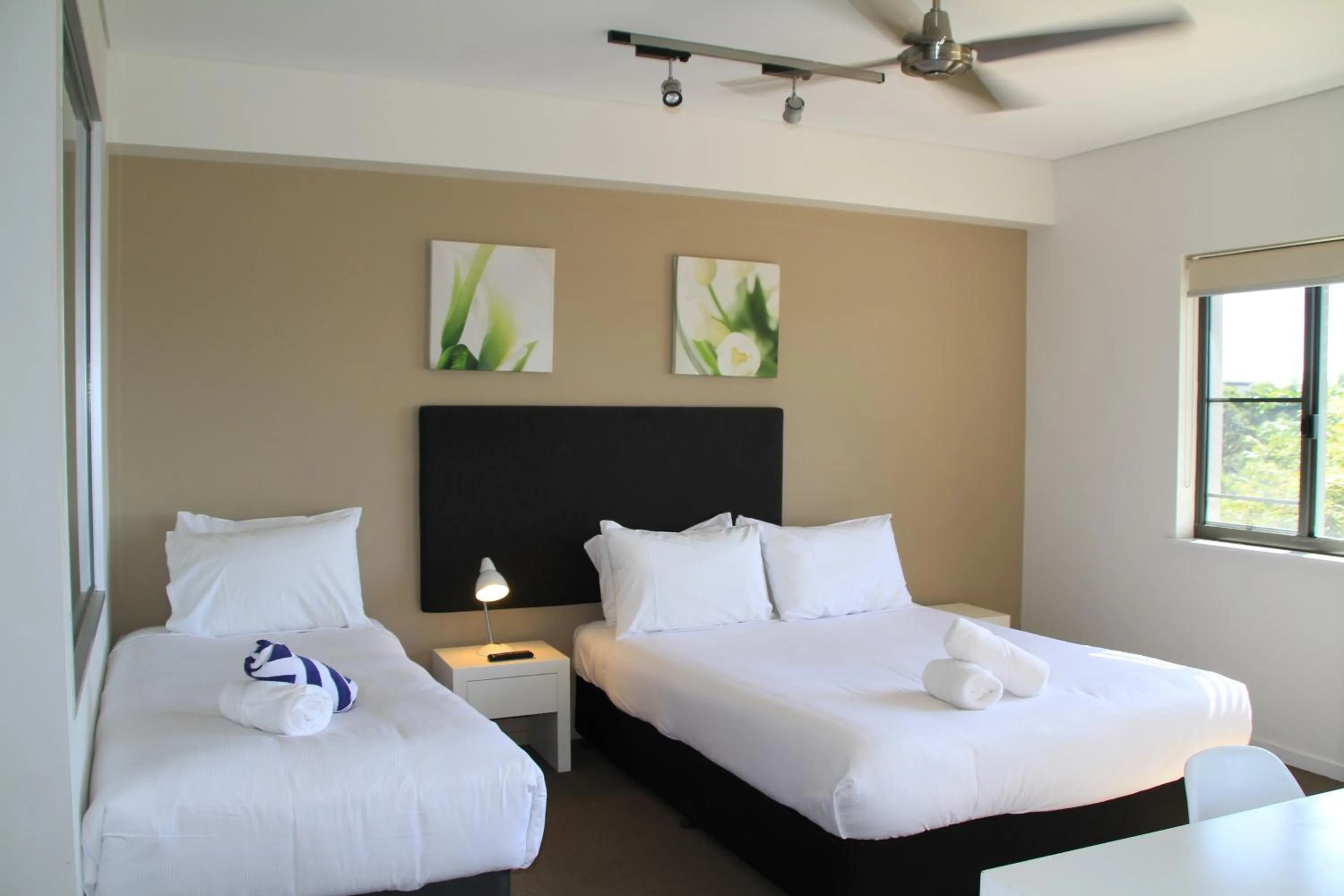 Bedroom, Bed in Darwin Waterfront Short Stay Apartments