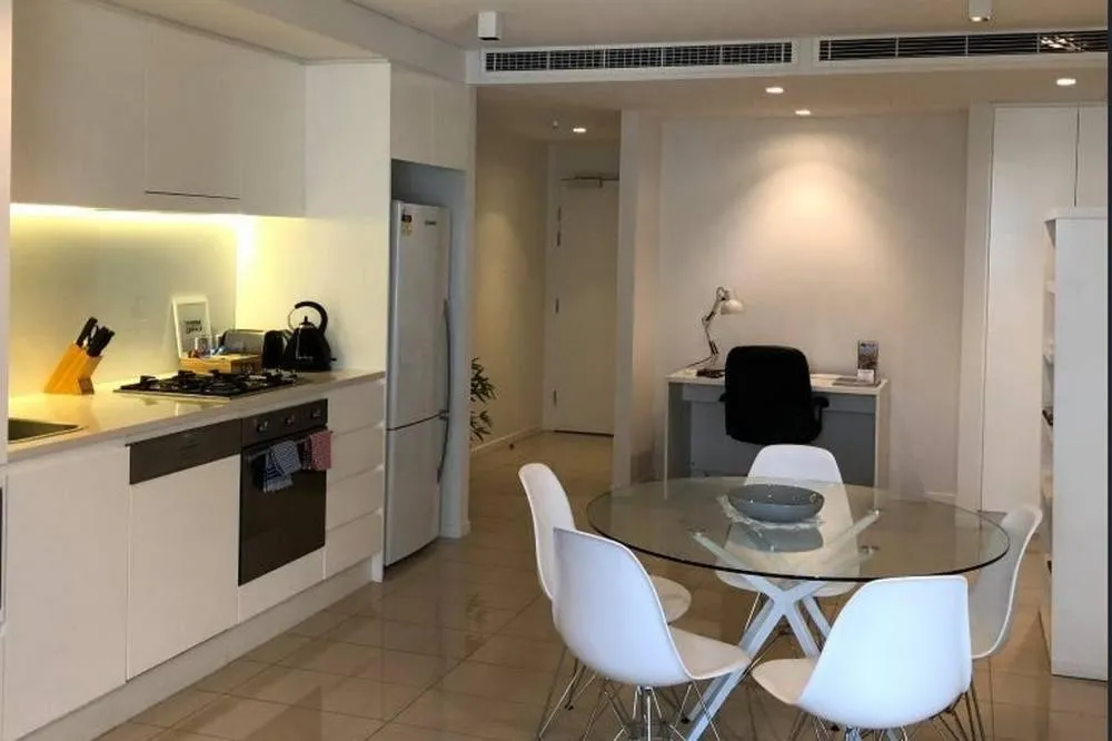 Kitchen or kitchenette in Darwin Waterfront Short Stay Apartments