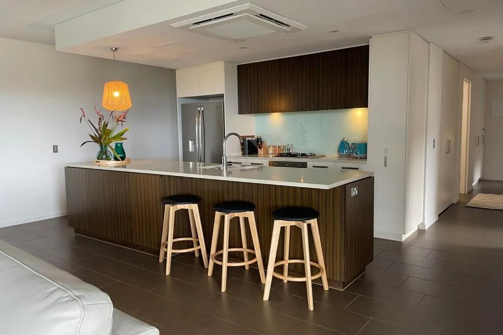 Kitchen or kitchenette in Darwin Waterfront Short Stay Apartments