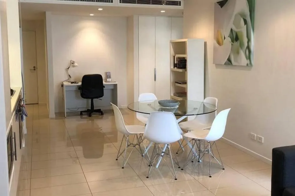 Dining area in Darwin Waterfront Short Stay Apartments