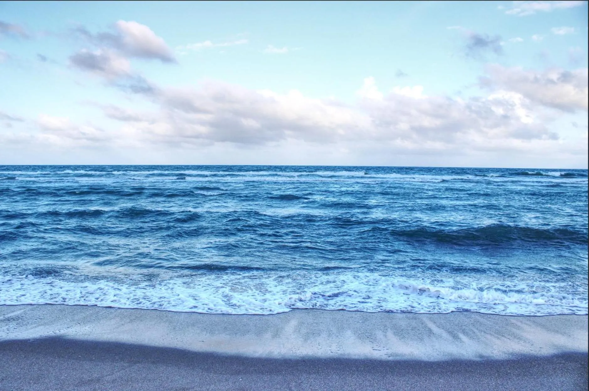 Beach in Southwinds Inn by The Gold Nests