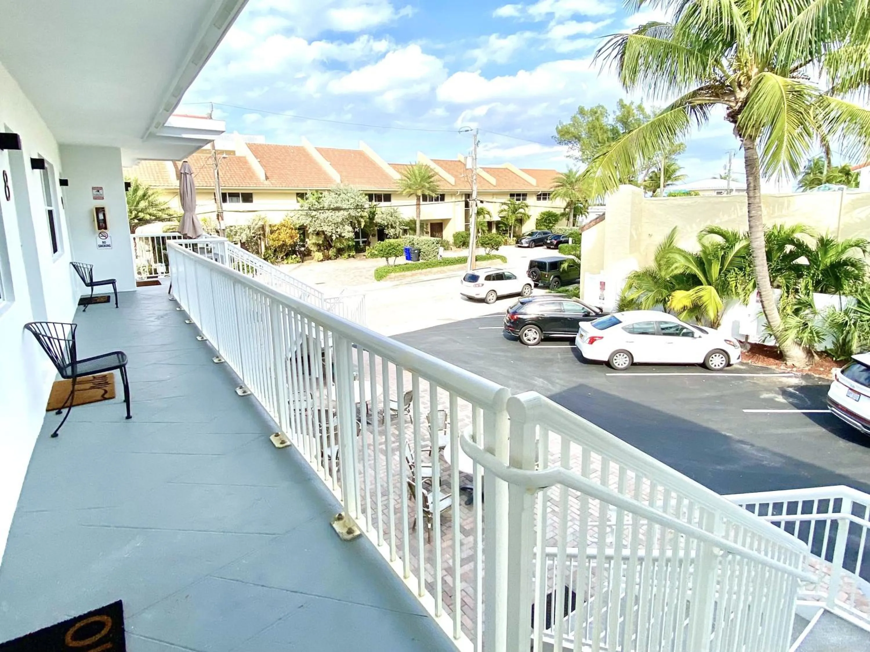 Property building in Southwinds Inn by The Gold Nests