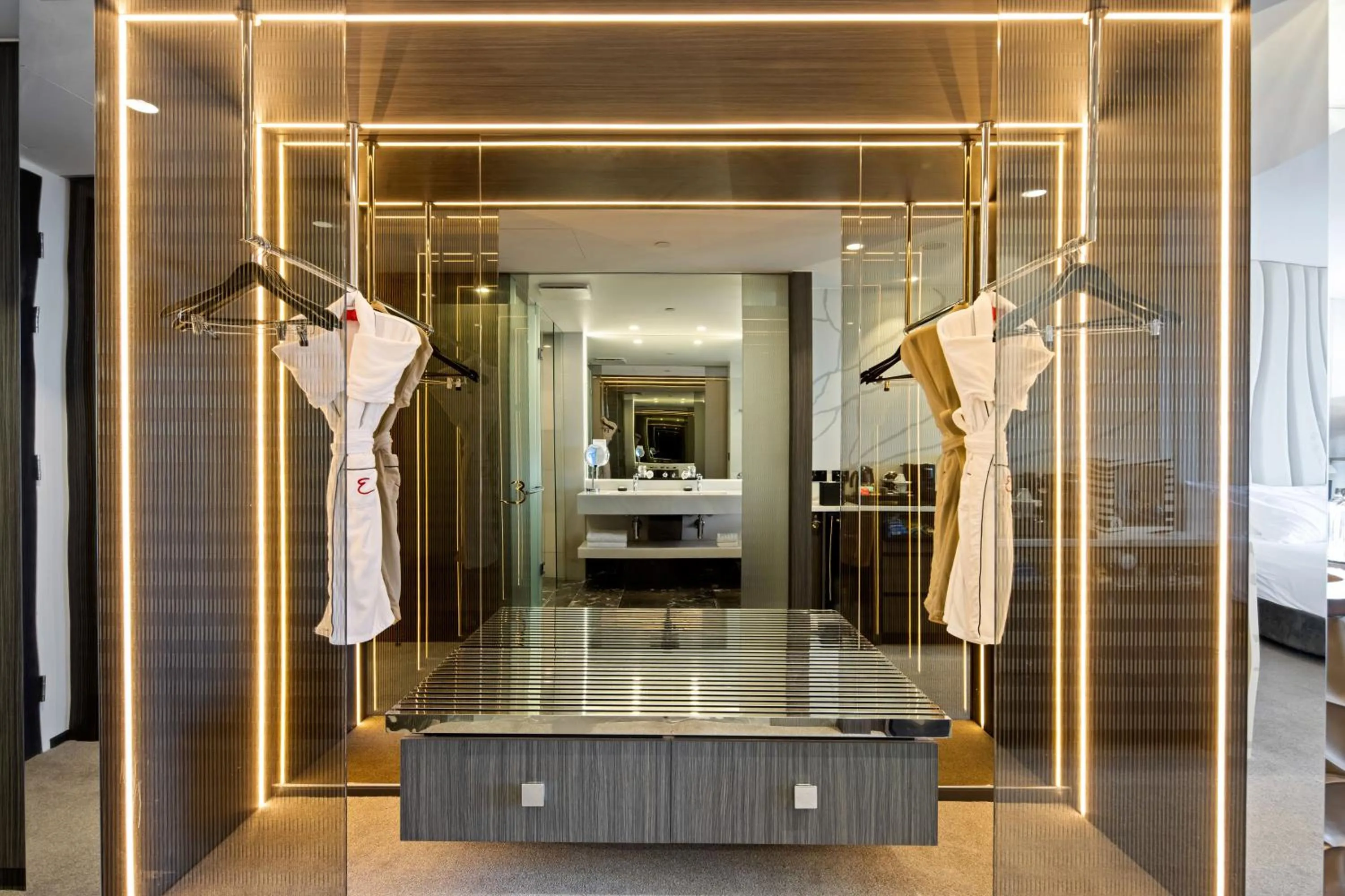 wardrobe in Emporium Hotel South Bank