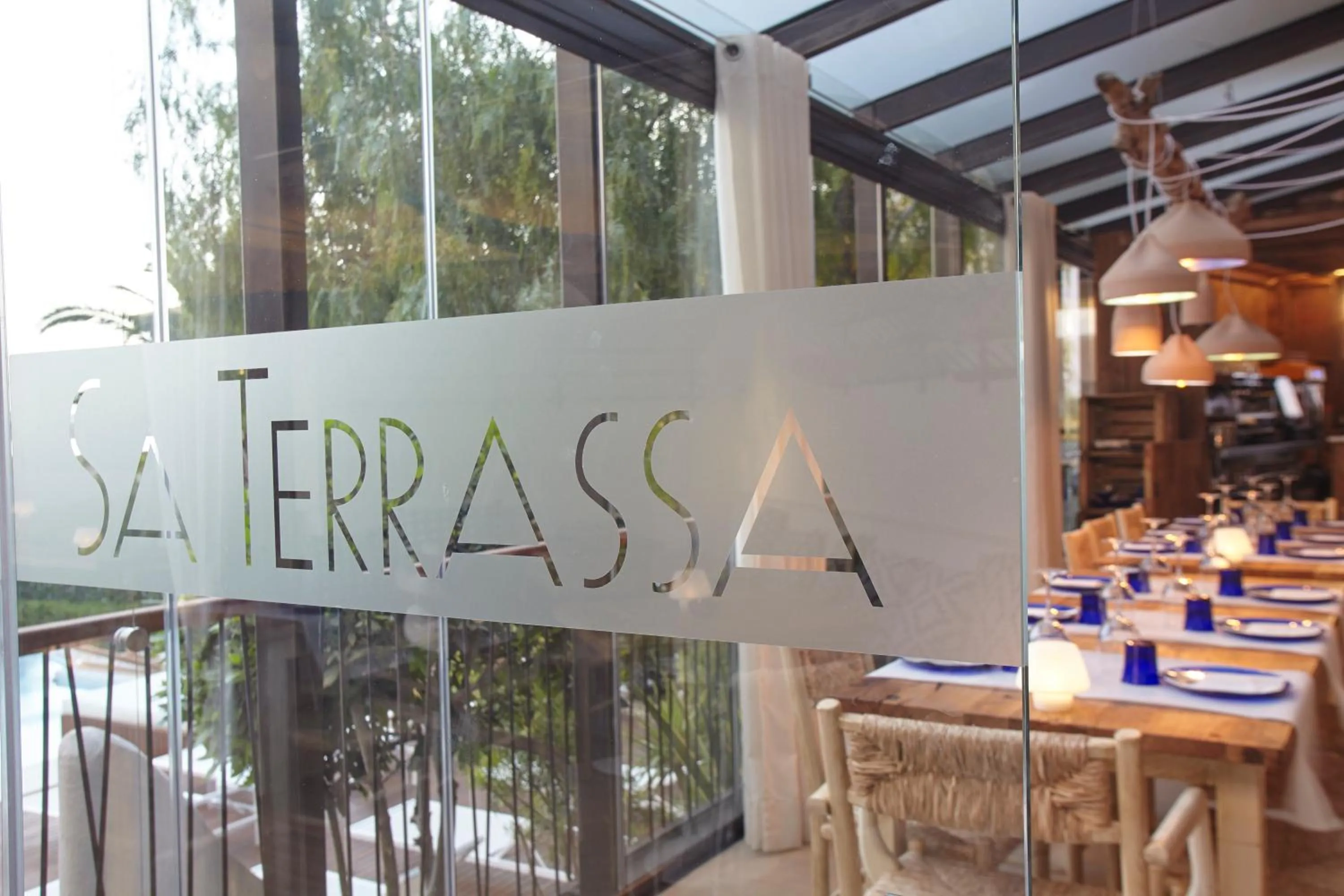 Property building in Apartamentos Castaví