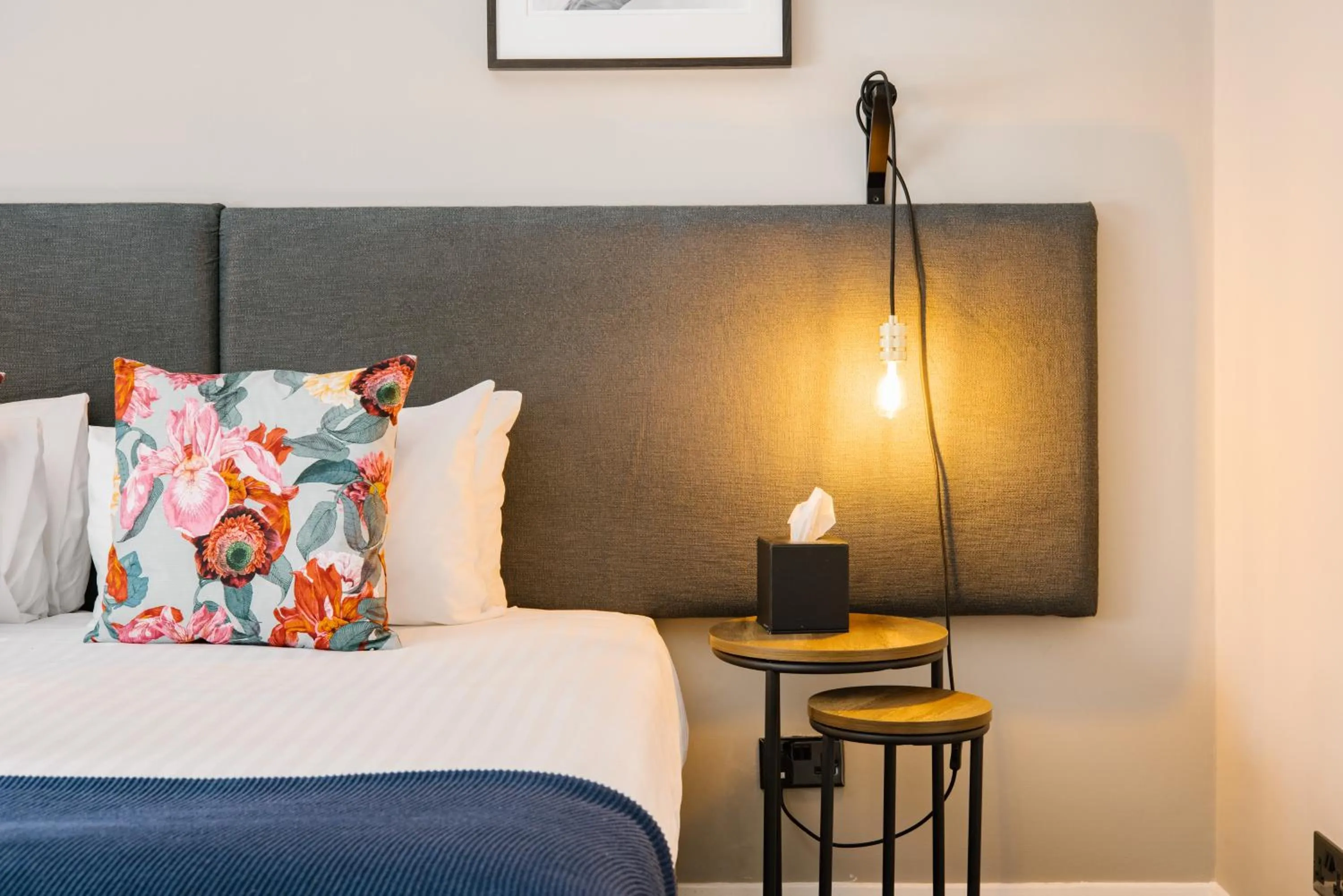 Bedroom, Bed in The Borough