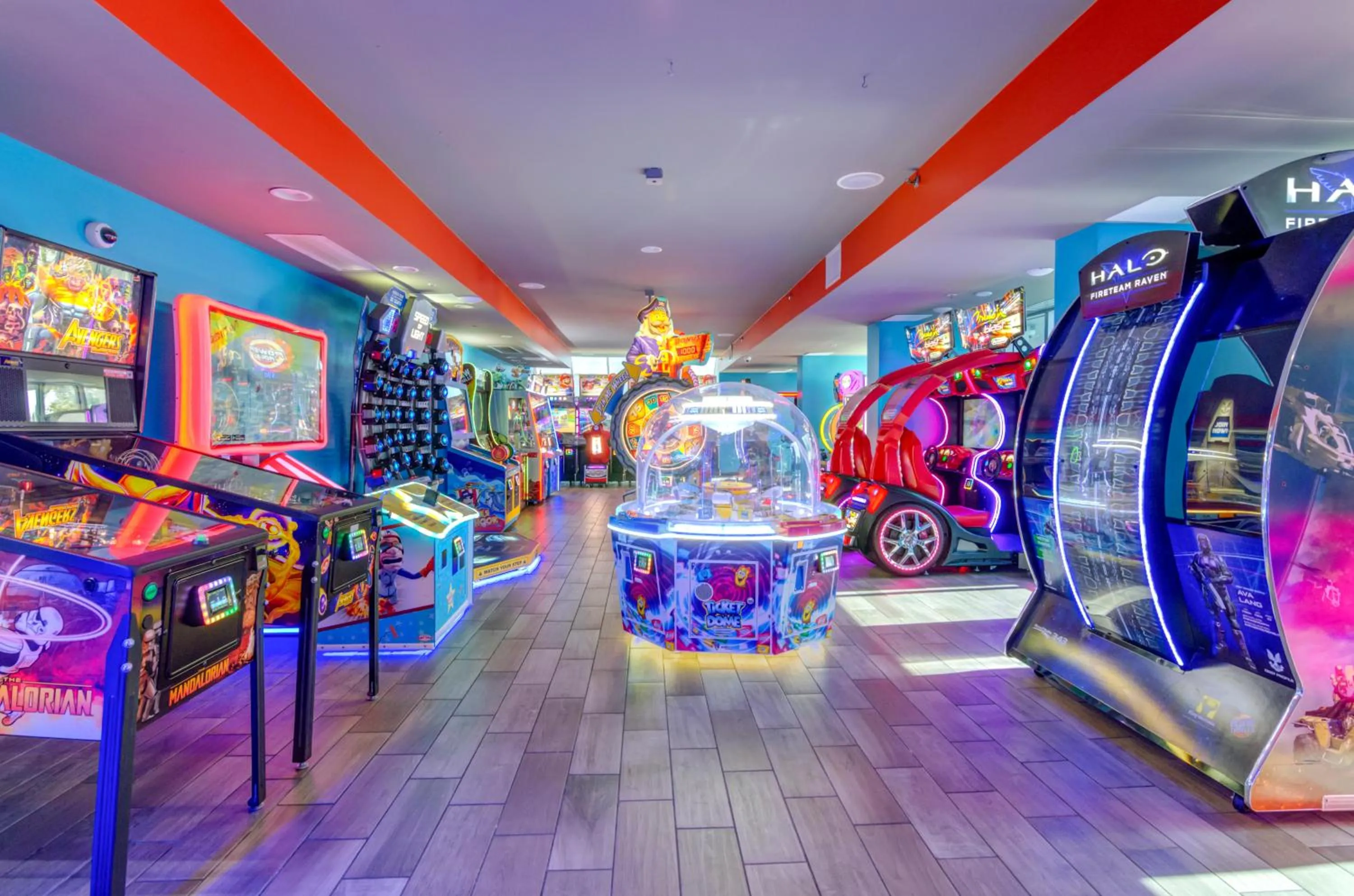 Game Room in Crown Reef Beach Resort and Waterpark