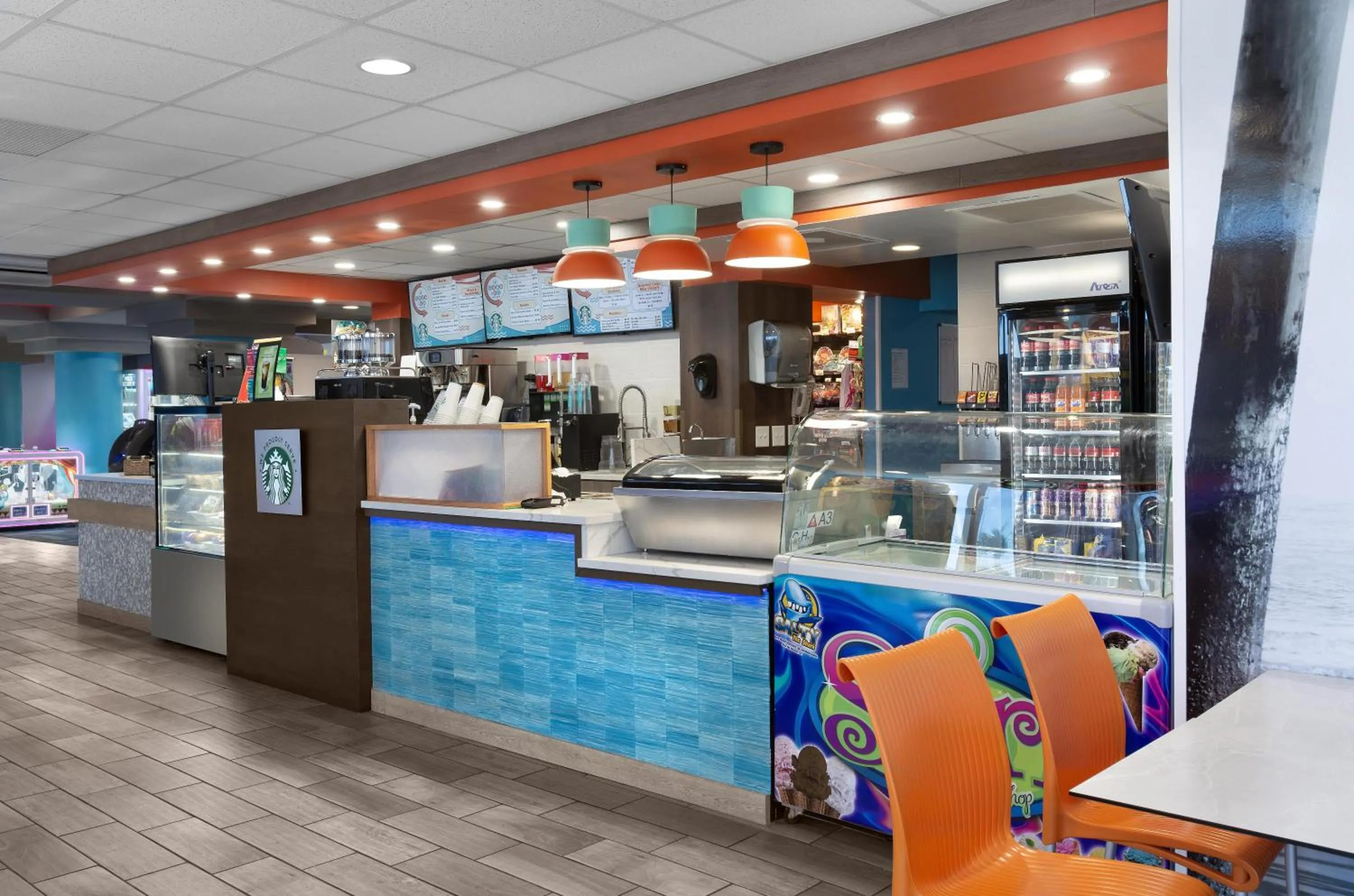 Dining area in Crown Reef Beach Resort and Waterpark