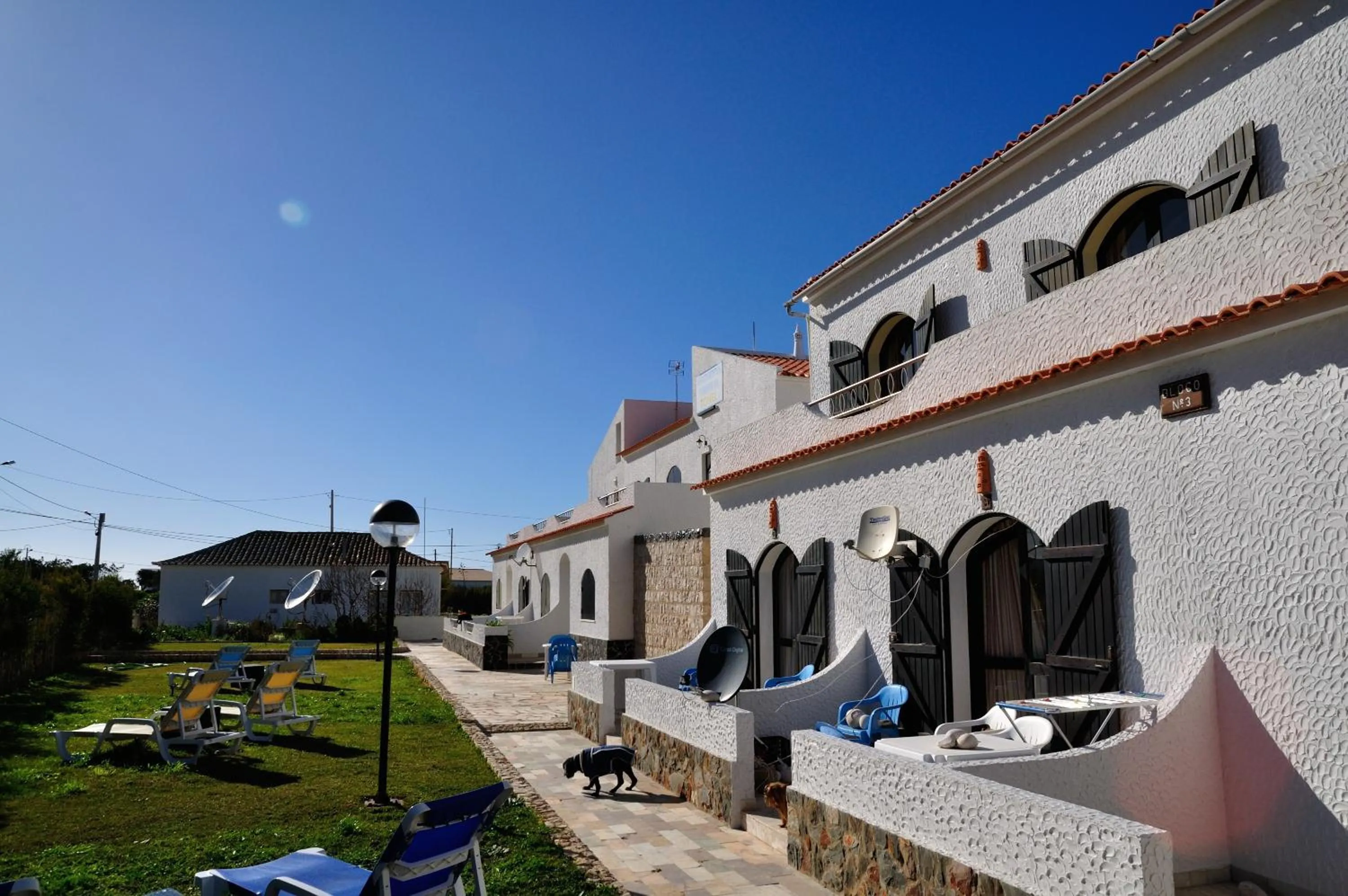 Facade/entrance in Tonel Apartamentos Turisticos