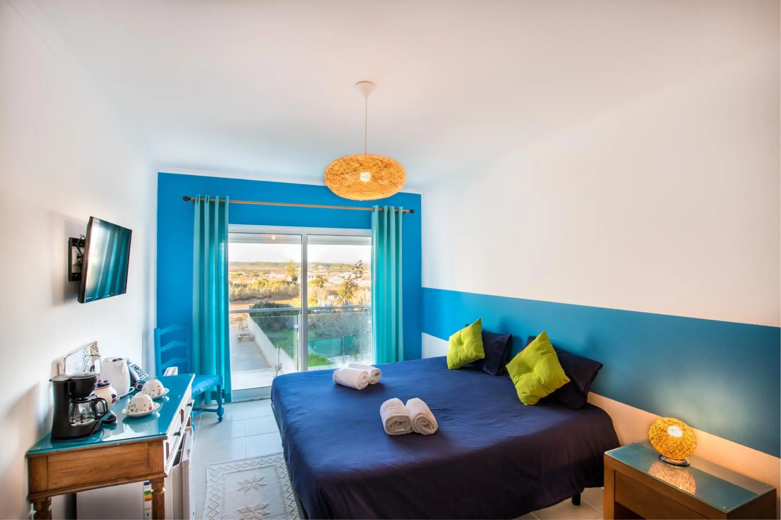 Double Room in Tonel Apartamentos Turisticos Double Room in Tonel Apartamentos Turisticos