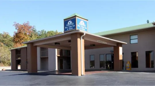 Facade/entrance in Americas Best Value Inn - Malvern