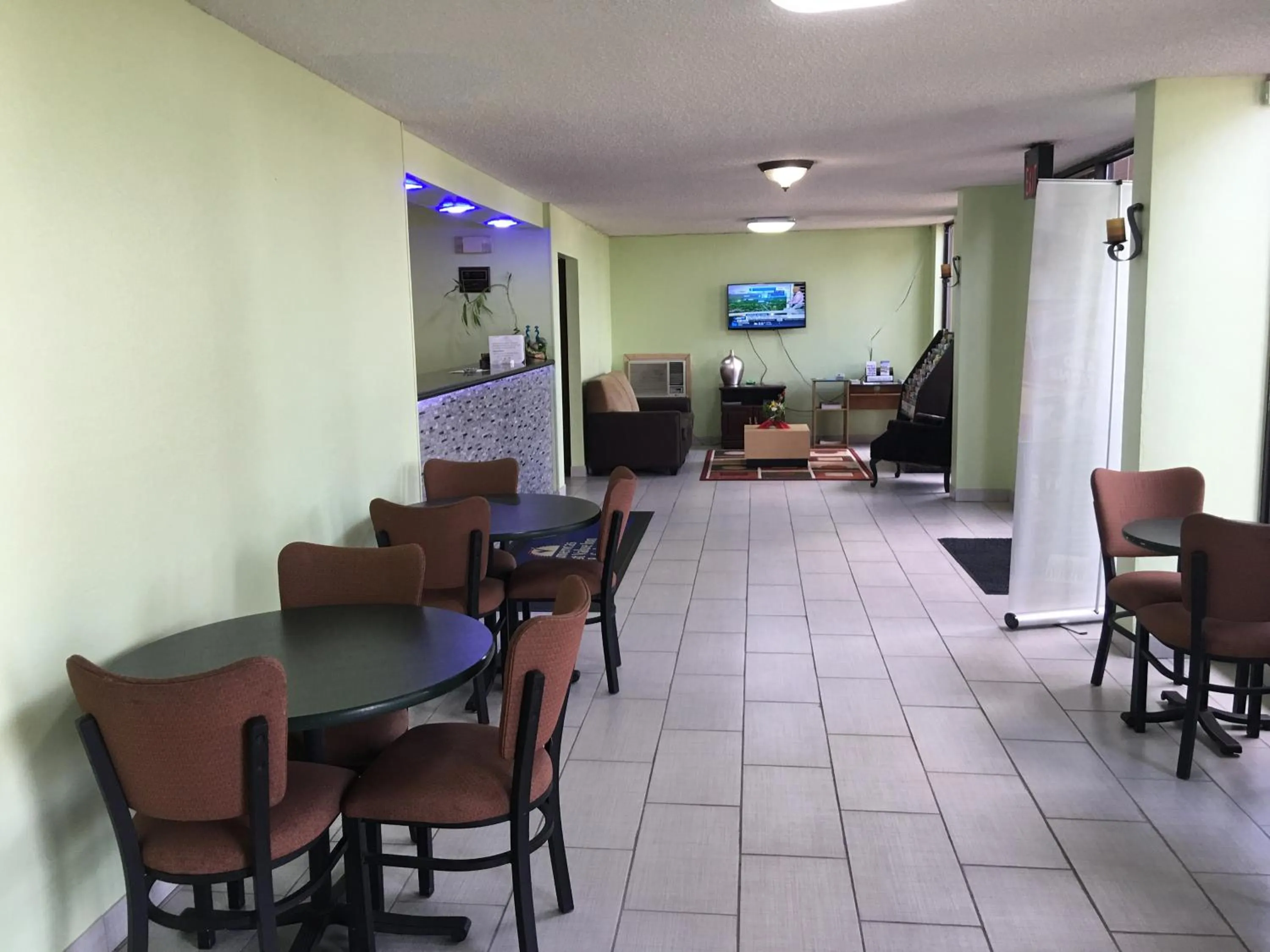 Lobby or reception in Americas Best Value Inn - Malvern
