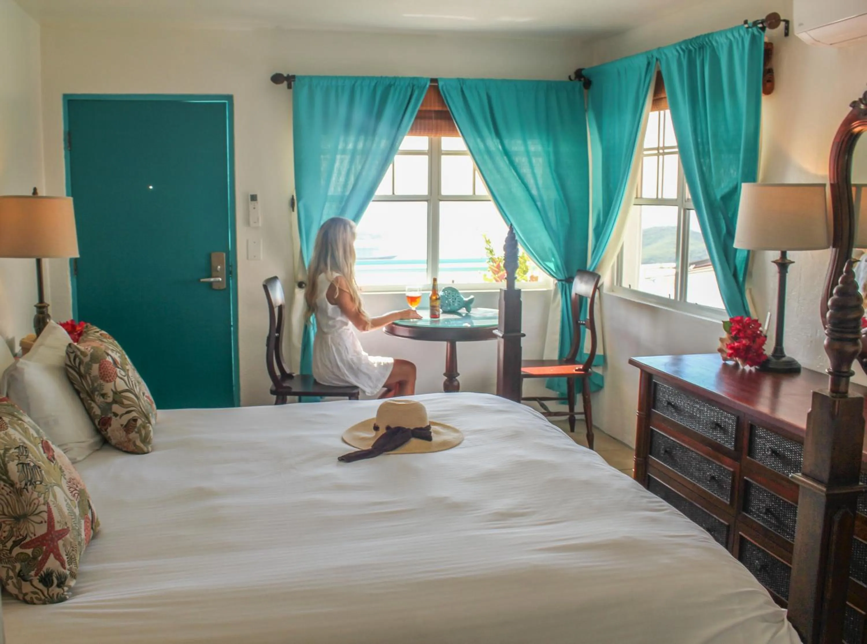 Day, Bed in The Mafolie Hotel