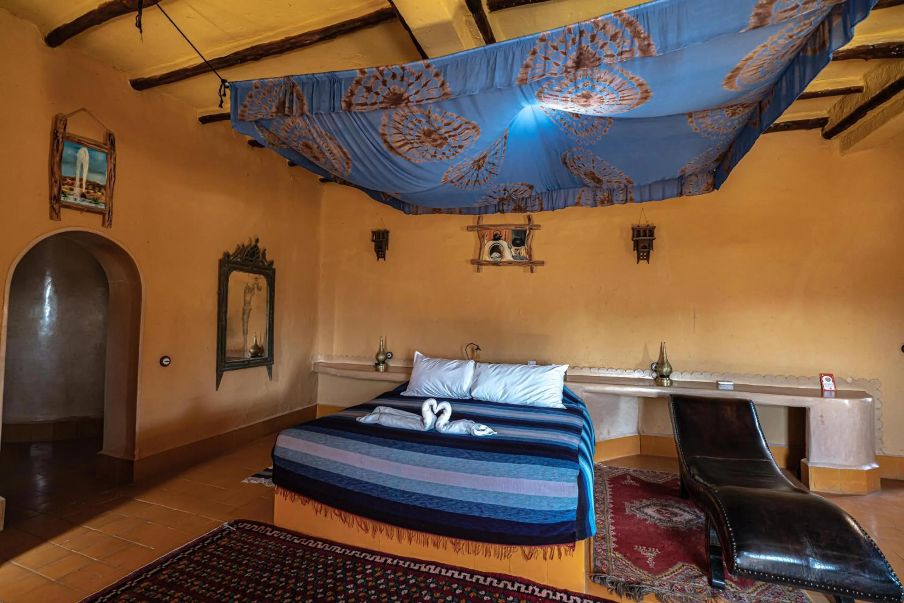 Bed in Kasbah Hotel Tombouctou