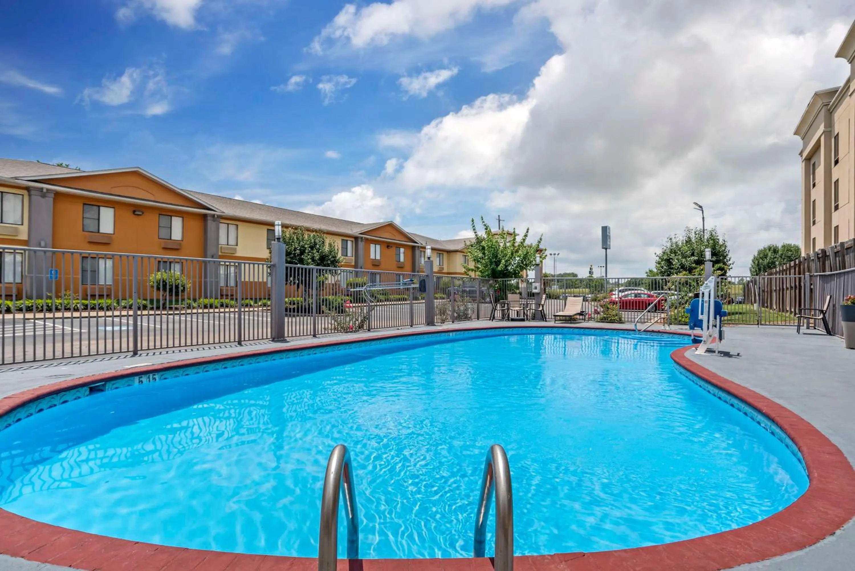 Pool view in Best Western Canton Inn