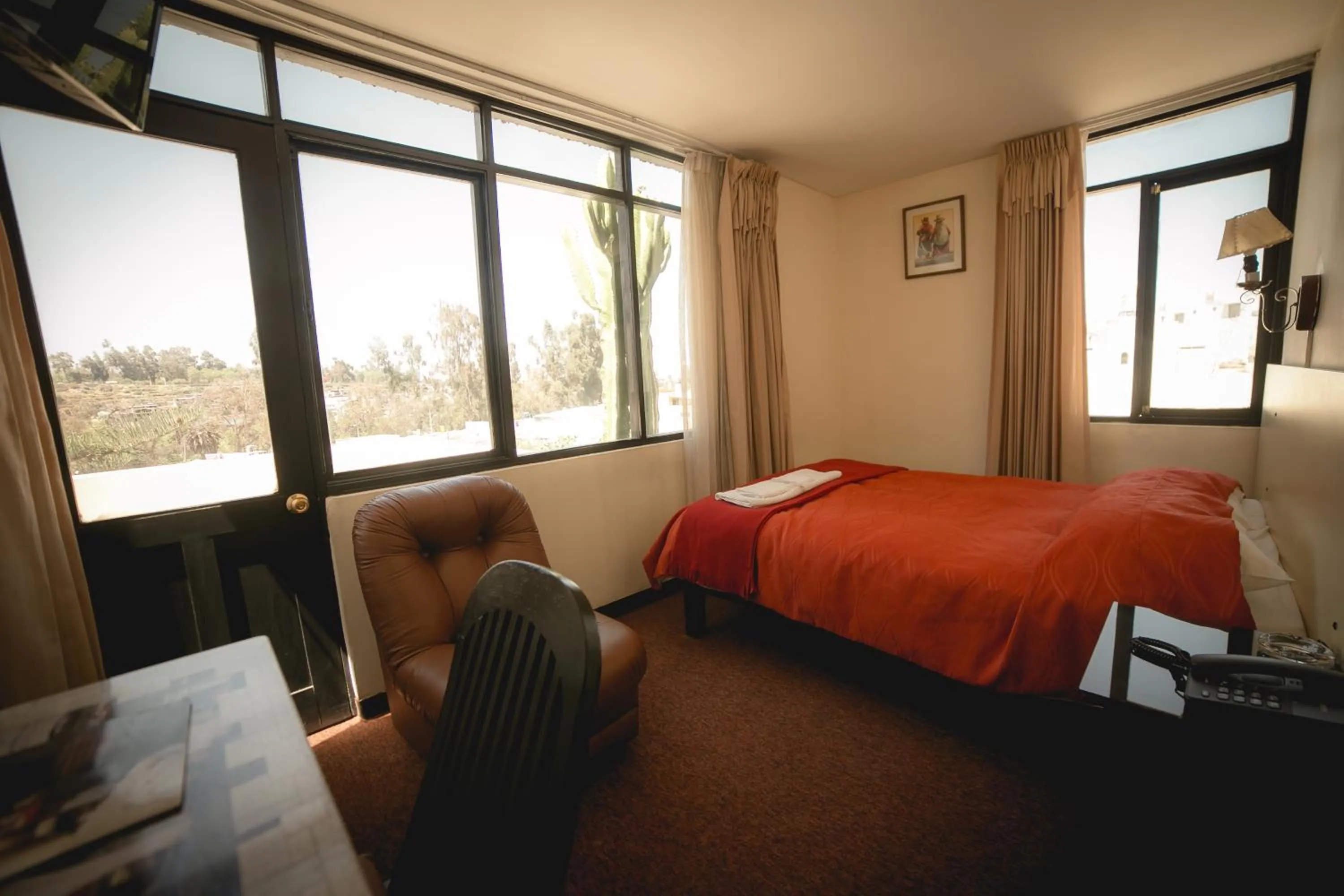 Photo of the whole room, Bed in Hotel Andenes