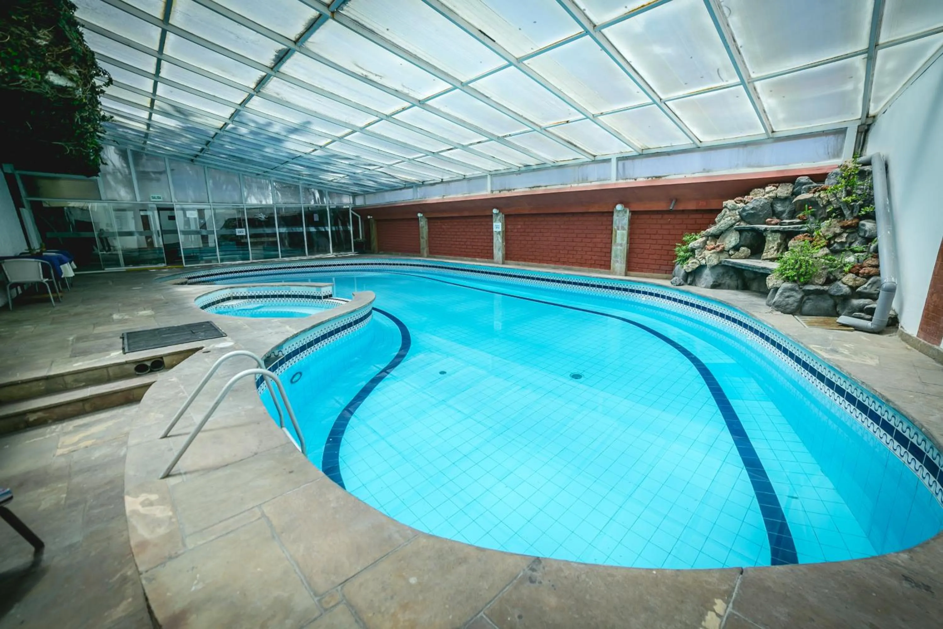 Swimming pool in Hotel Andenes
