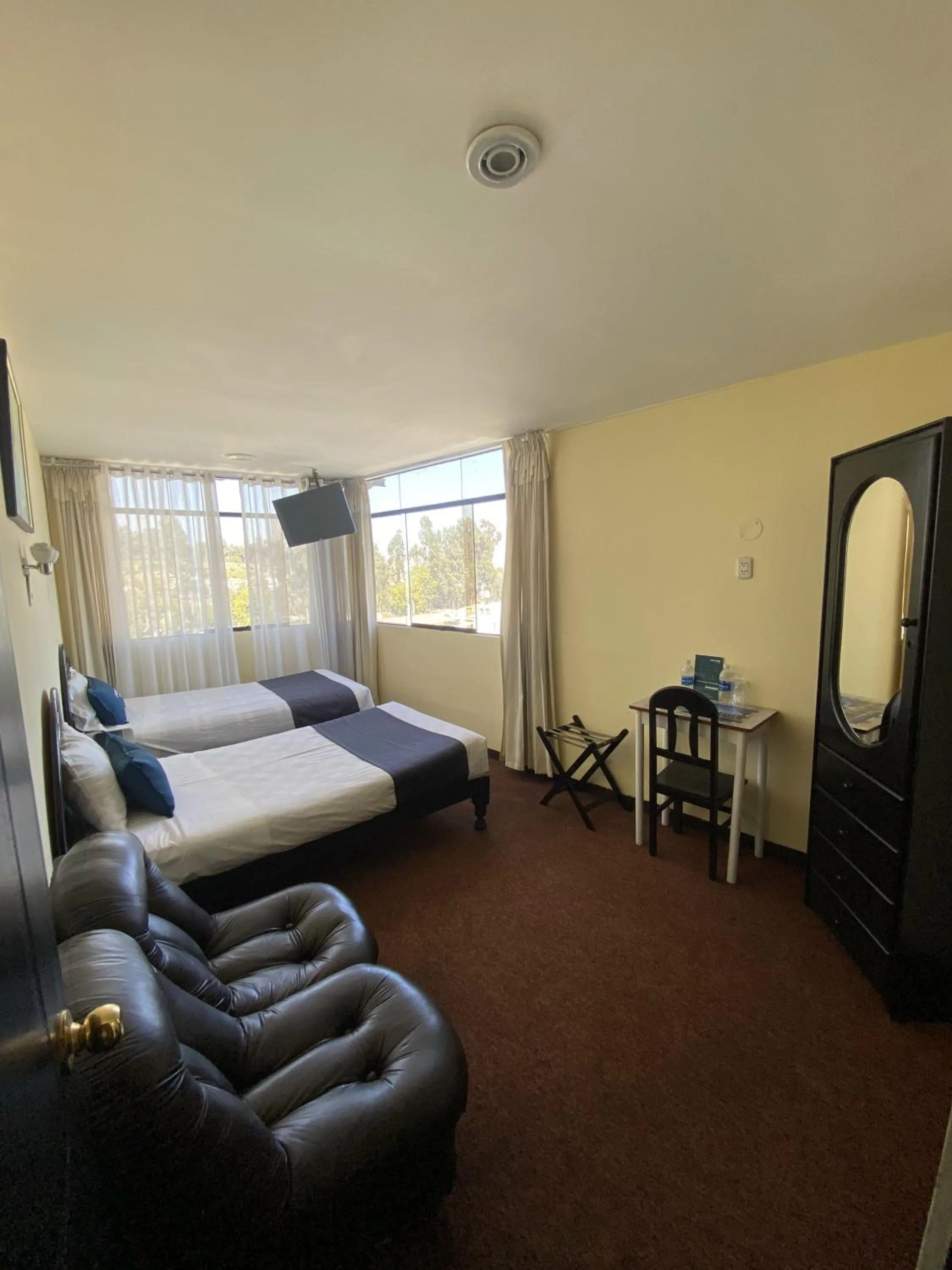 Photo of the whole room, Bed in Hotel Andenes