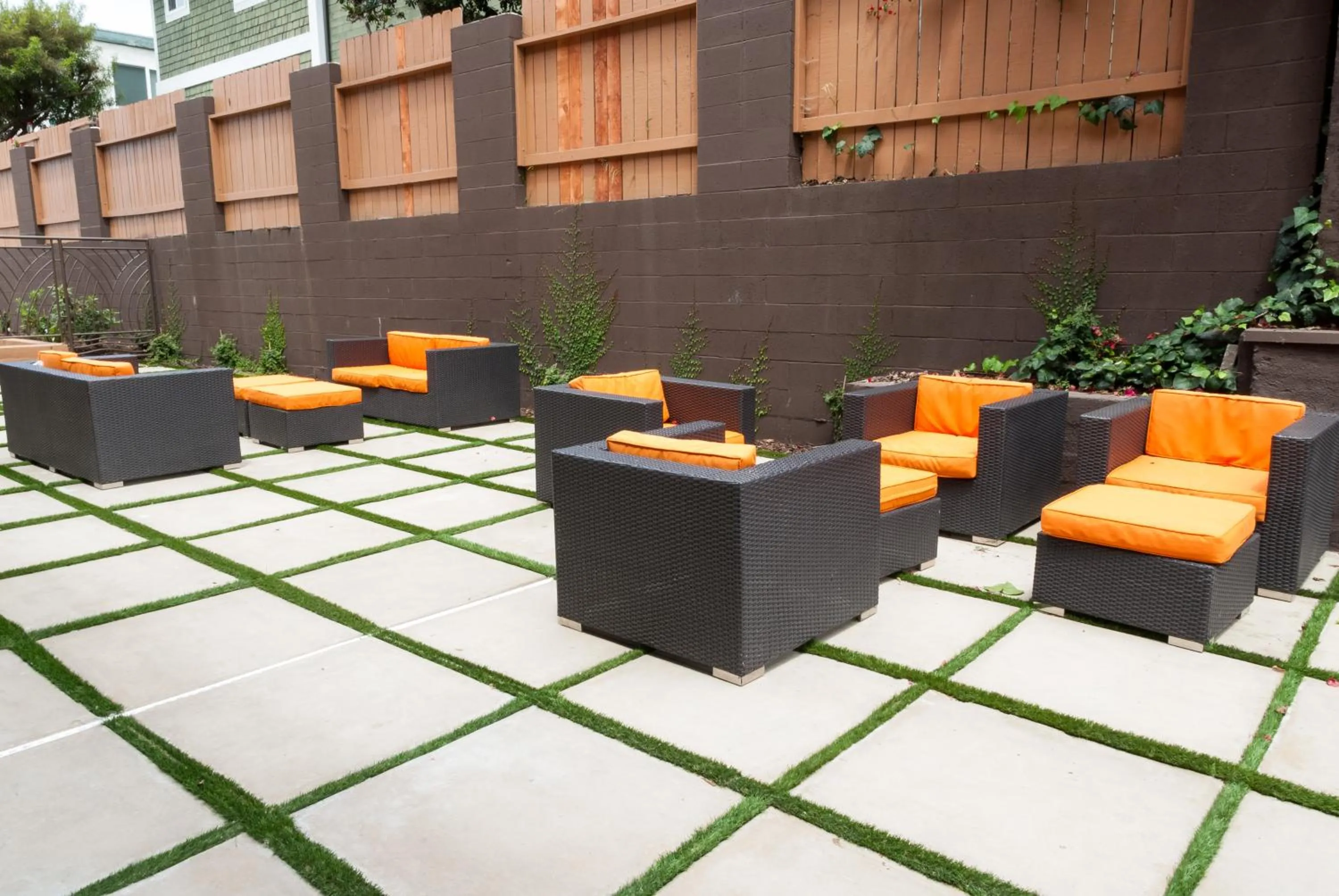 Patio in Redondo Pier Inn