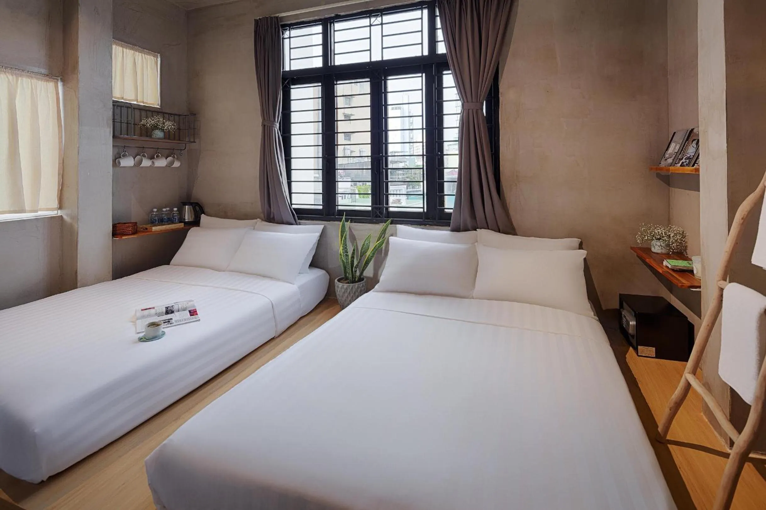 Photo of the whole room, Bed in 9 Hostel and Bar