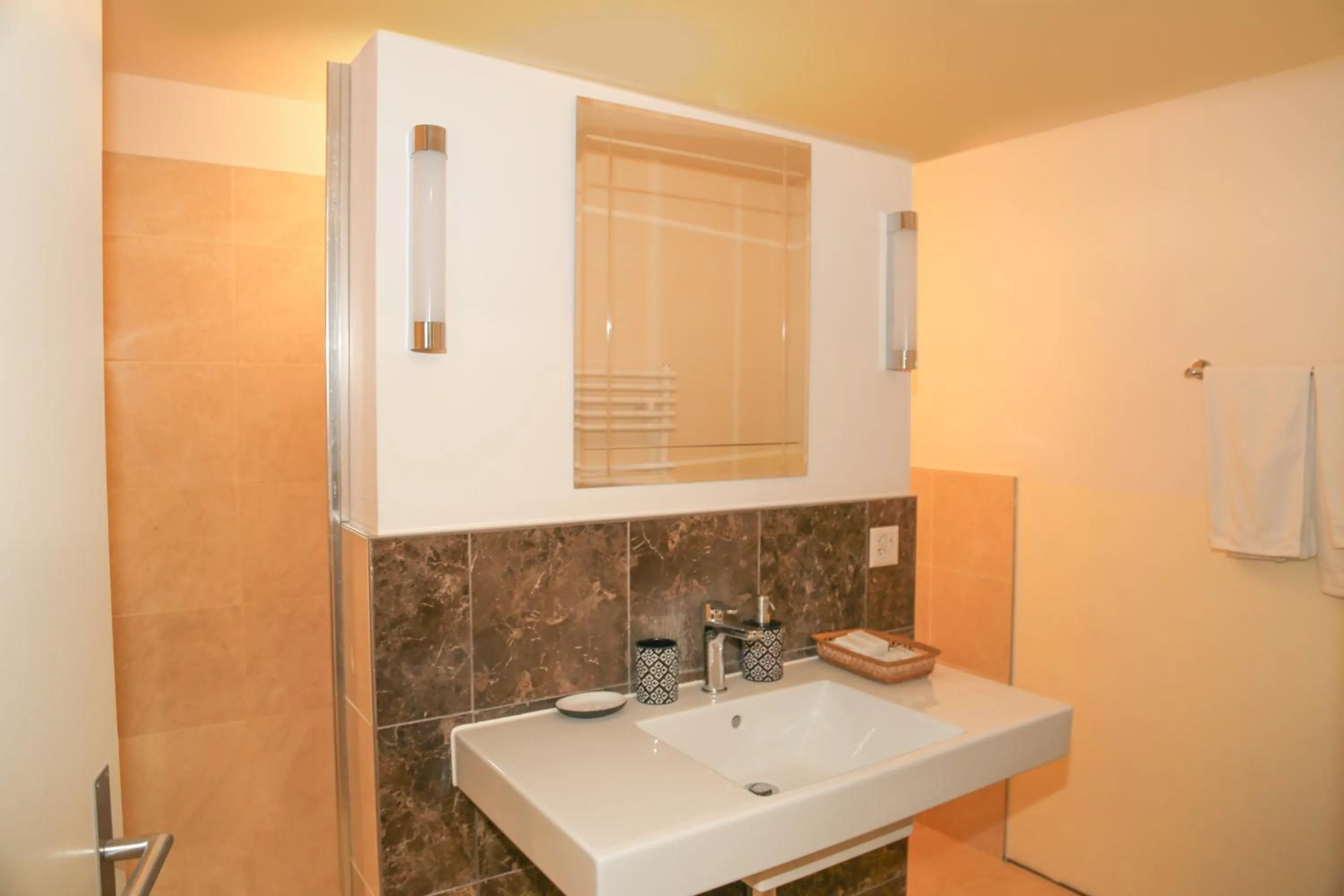 Bathroom in Hotel Lakeview bei Interlaken