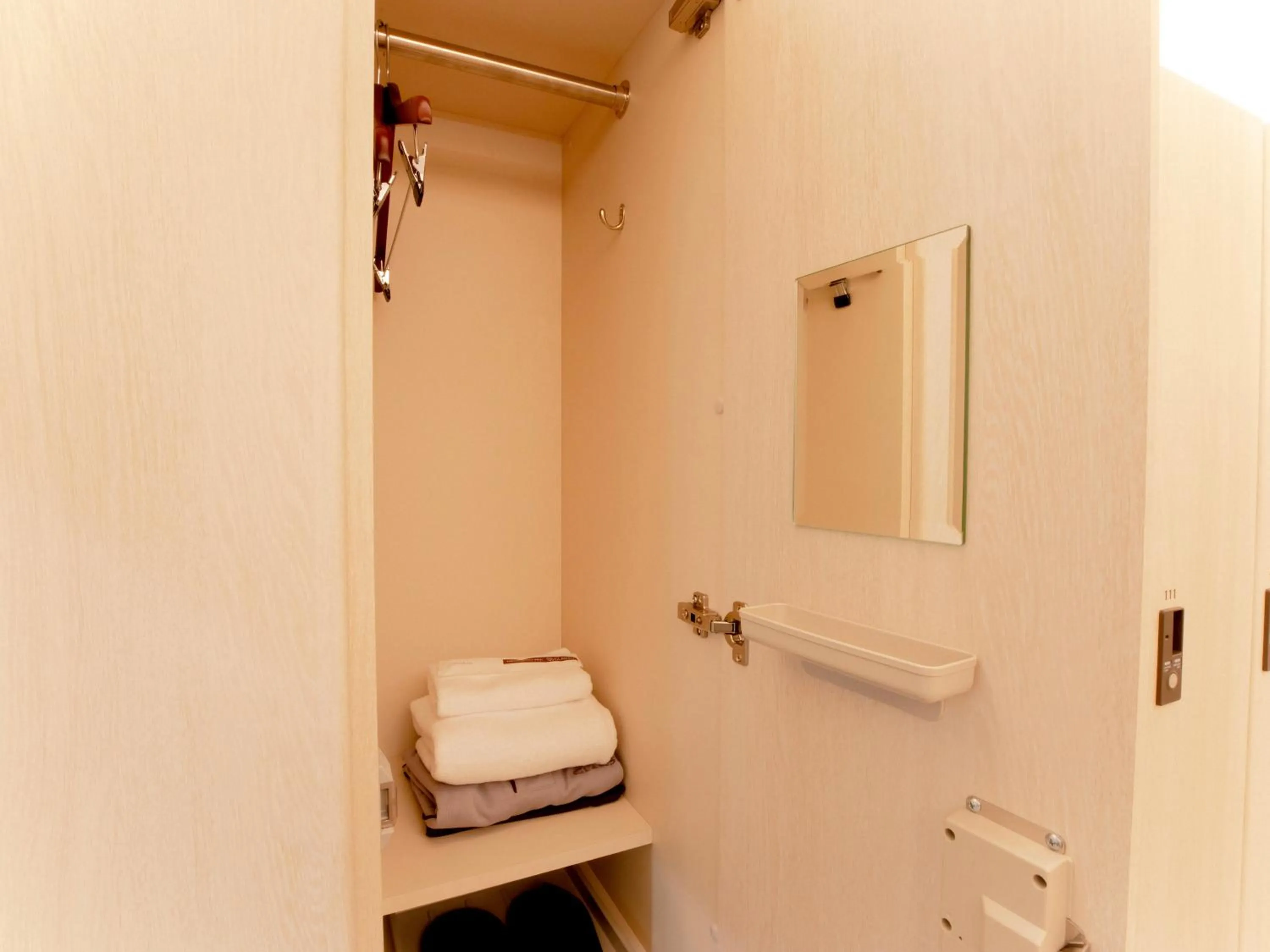 microwave in Glansit Kyoto Kawaramachi