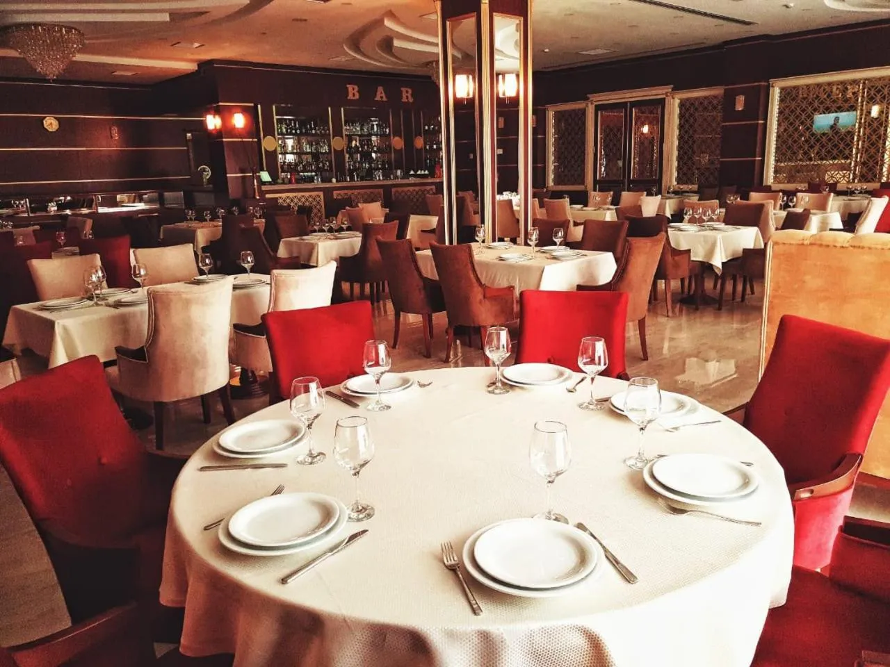 Restaurant/places to eat in Atlas Hotel Baku