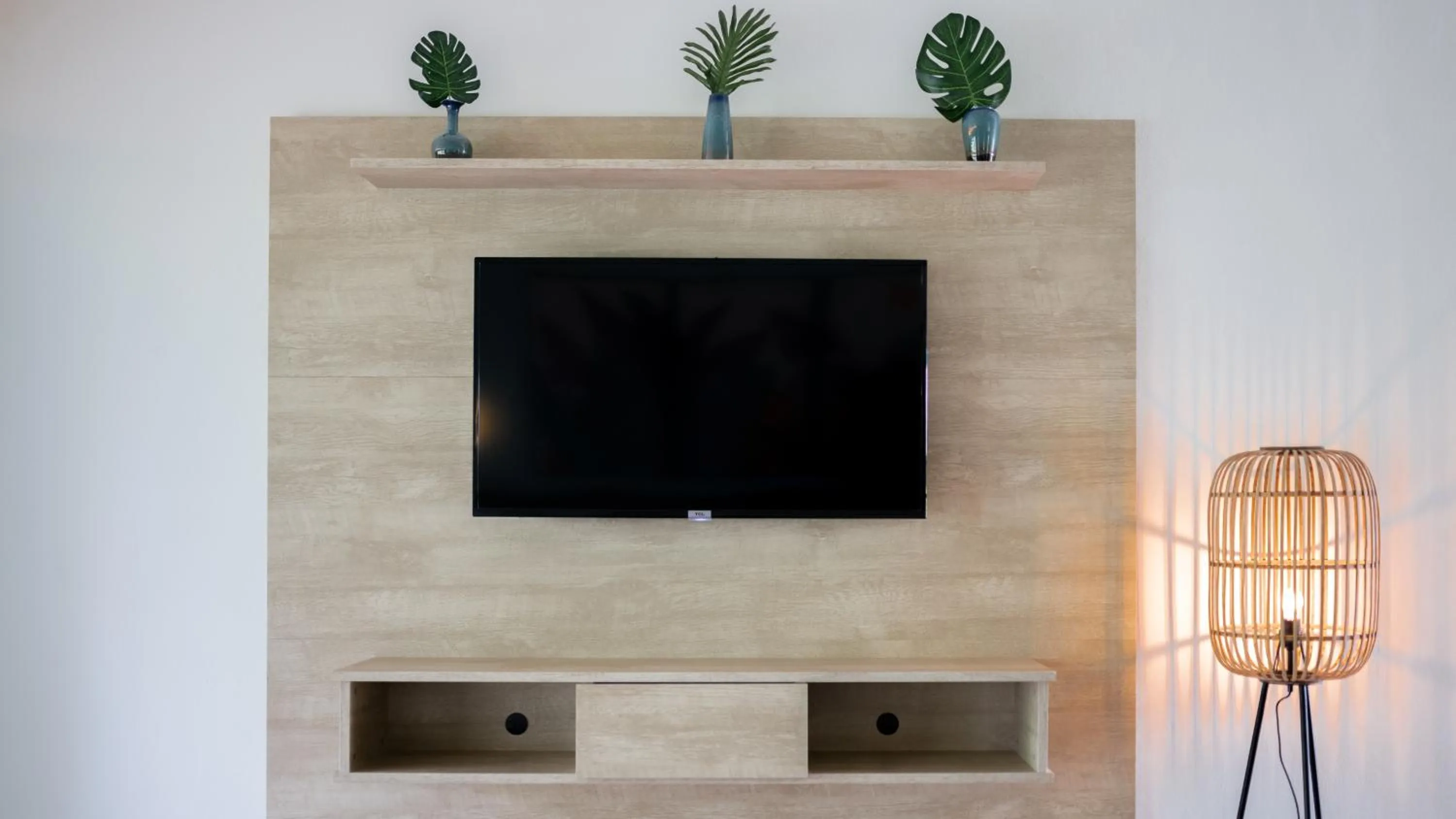 TV and multimedia in Blue Bay Lodges