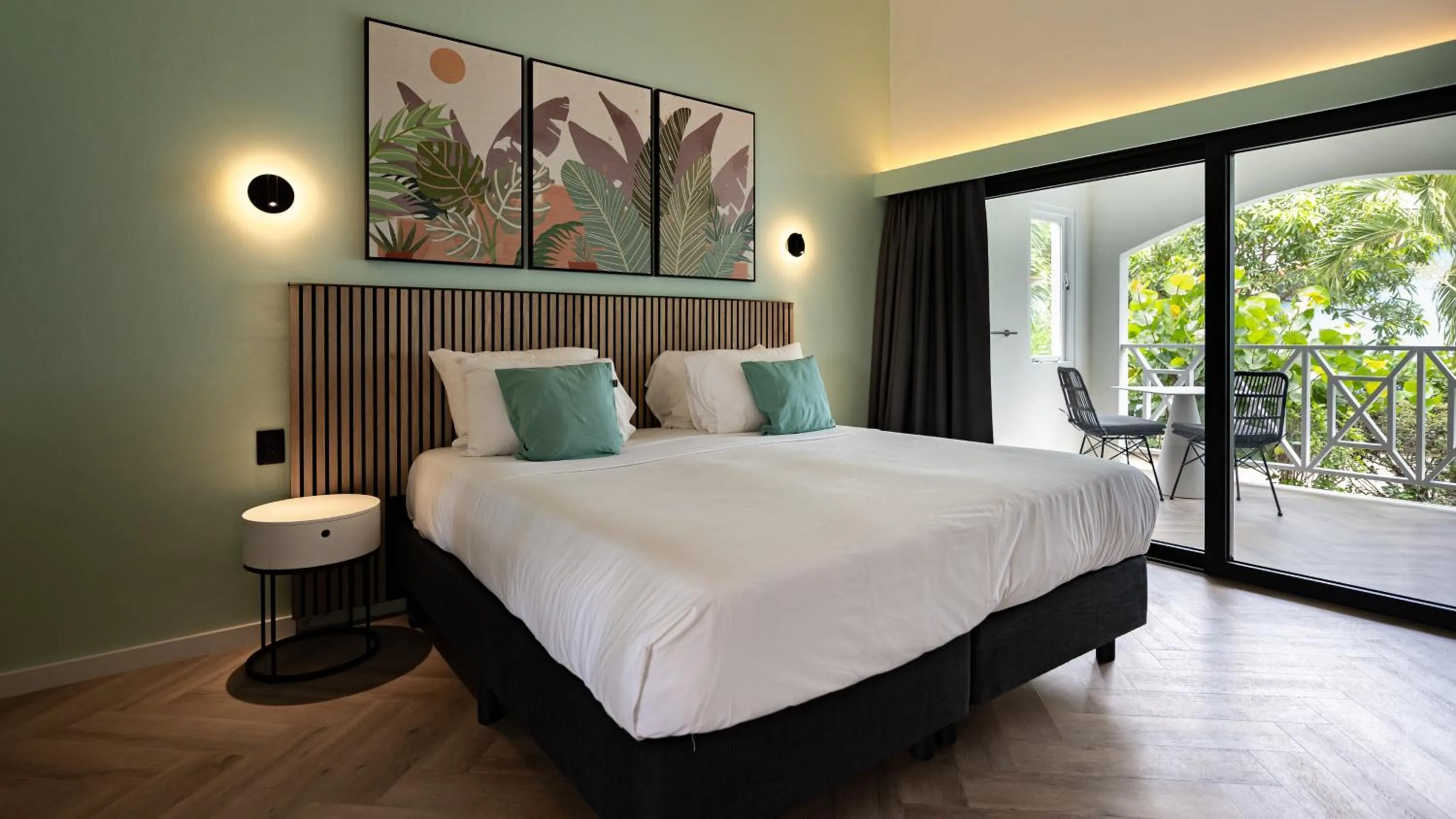 Bed in Blue Bay Lodges