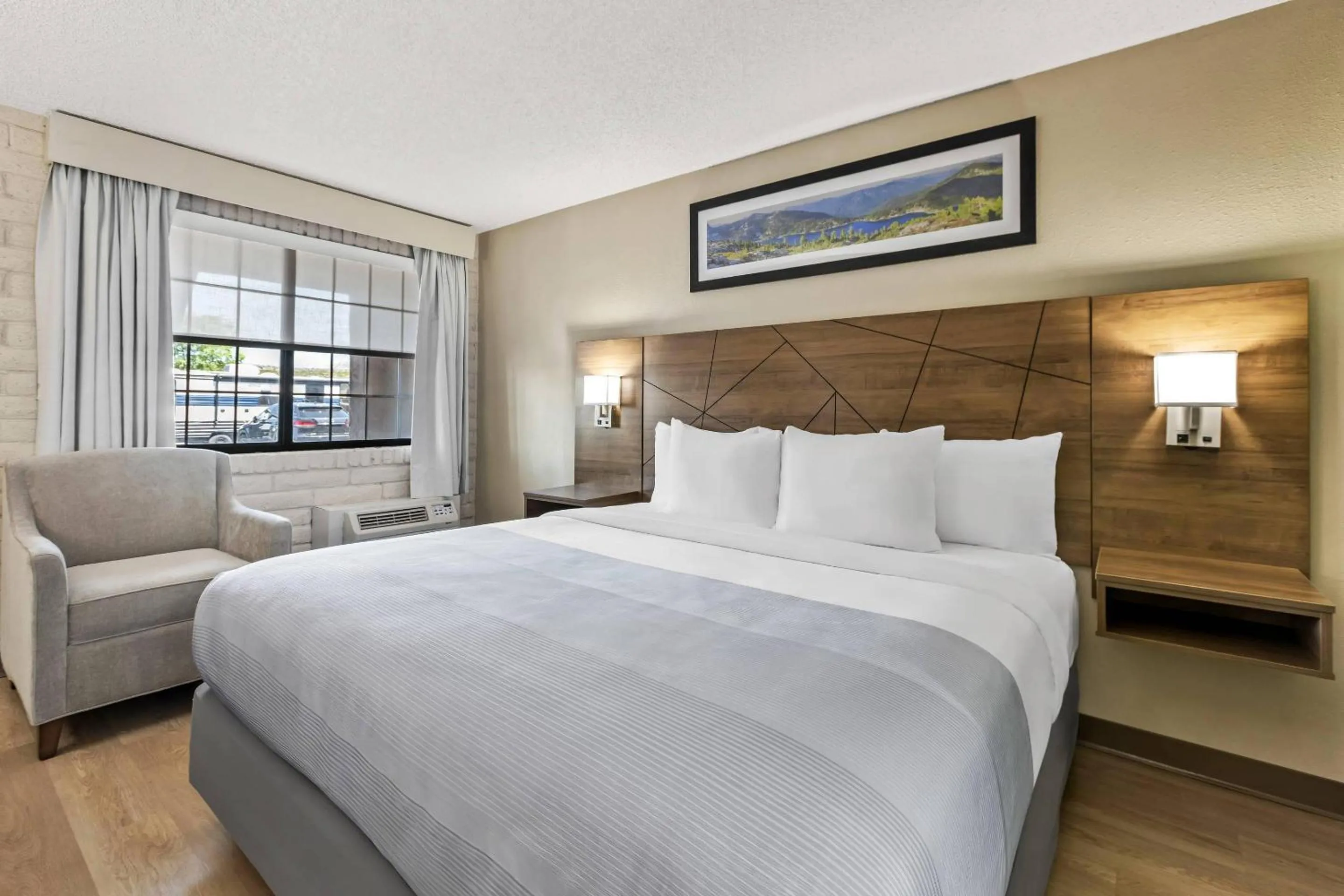 Bedroom, Bed in Quality Inn