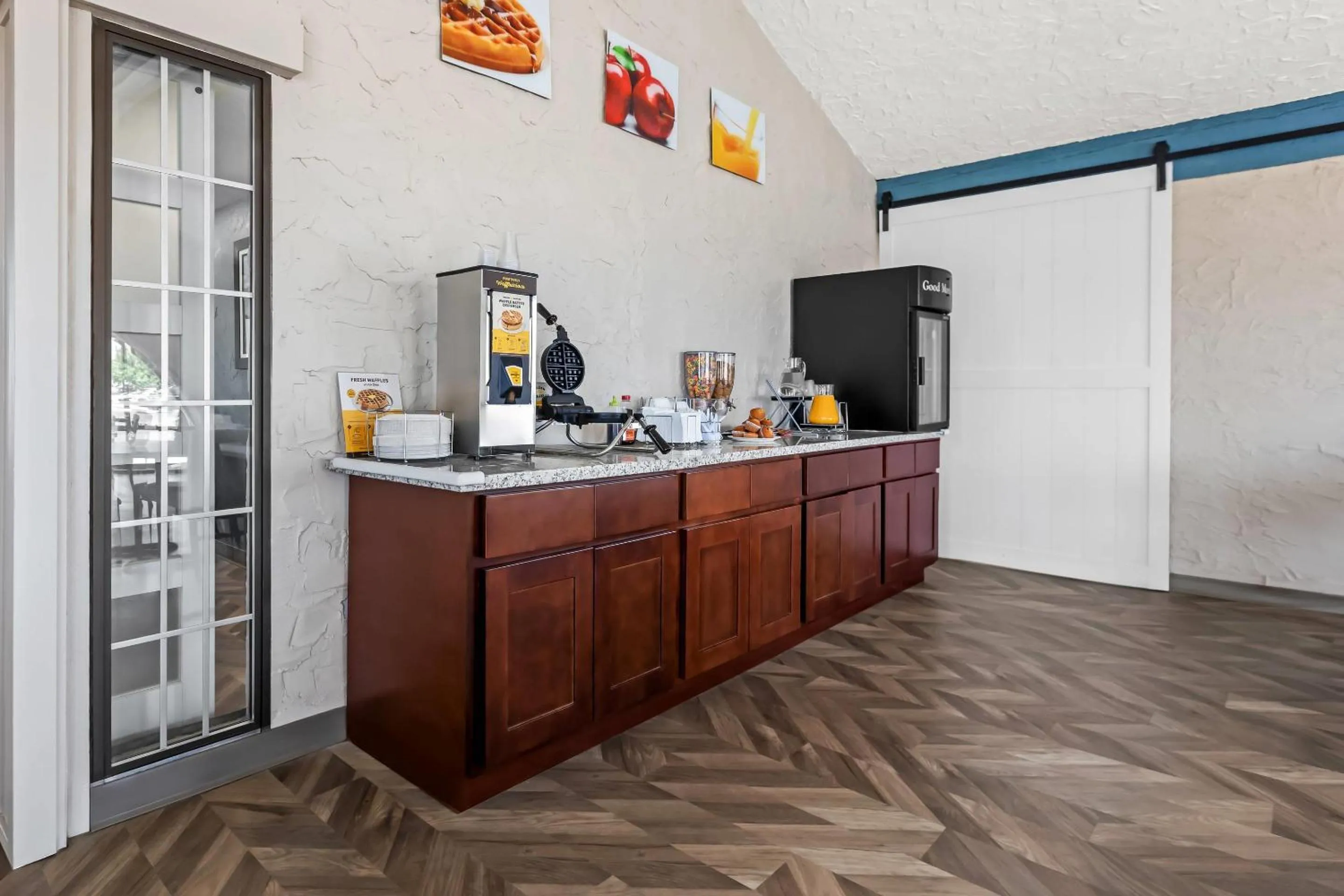 Breakfast in Quality Inn