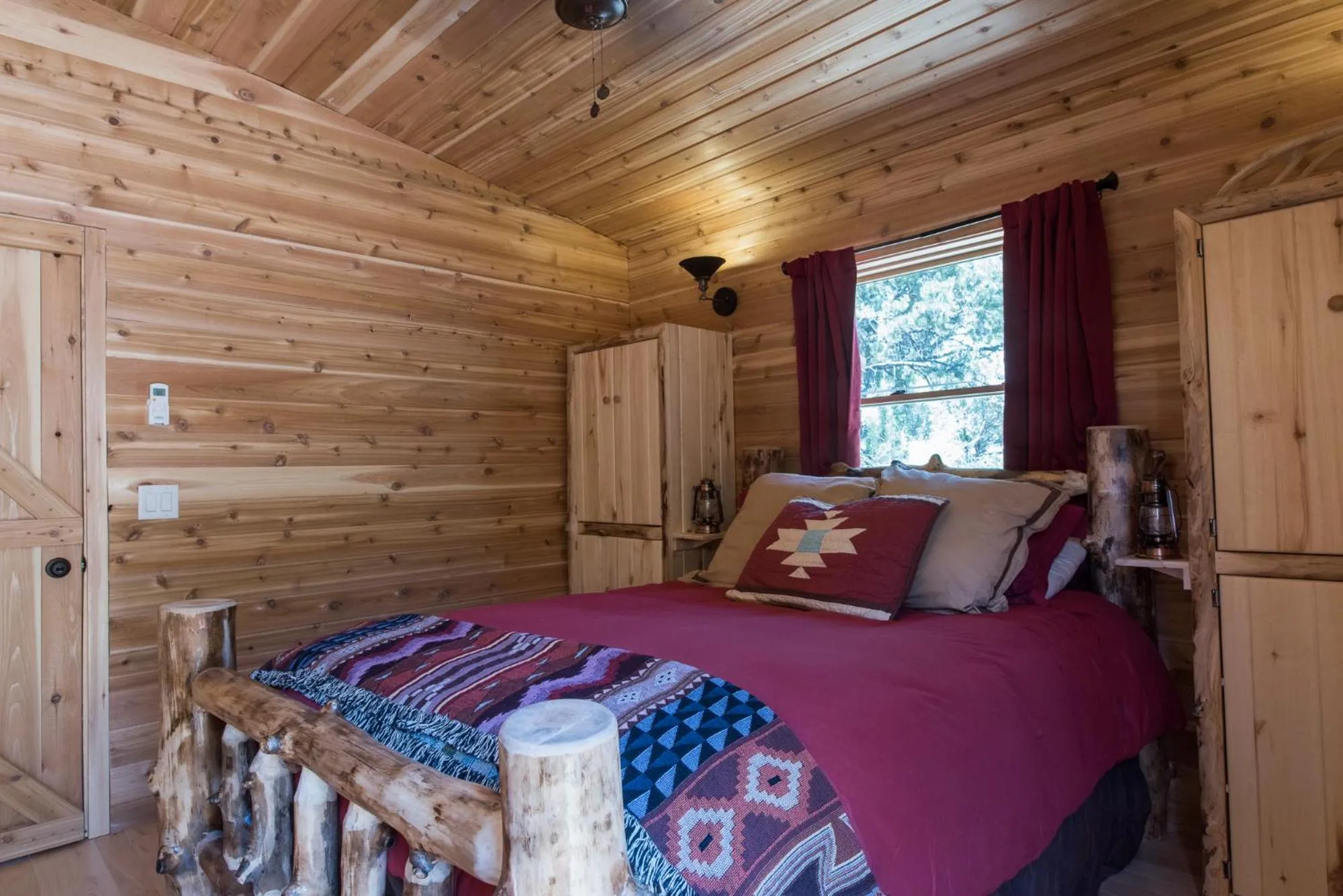 Bed in Boulder Mountain Guest Ranch