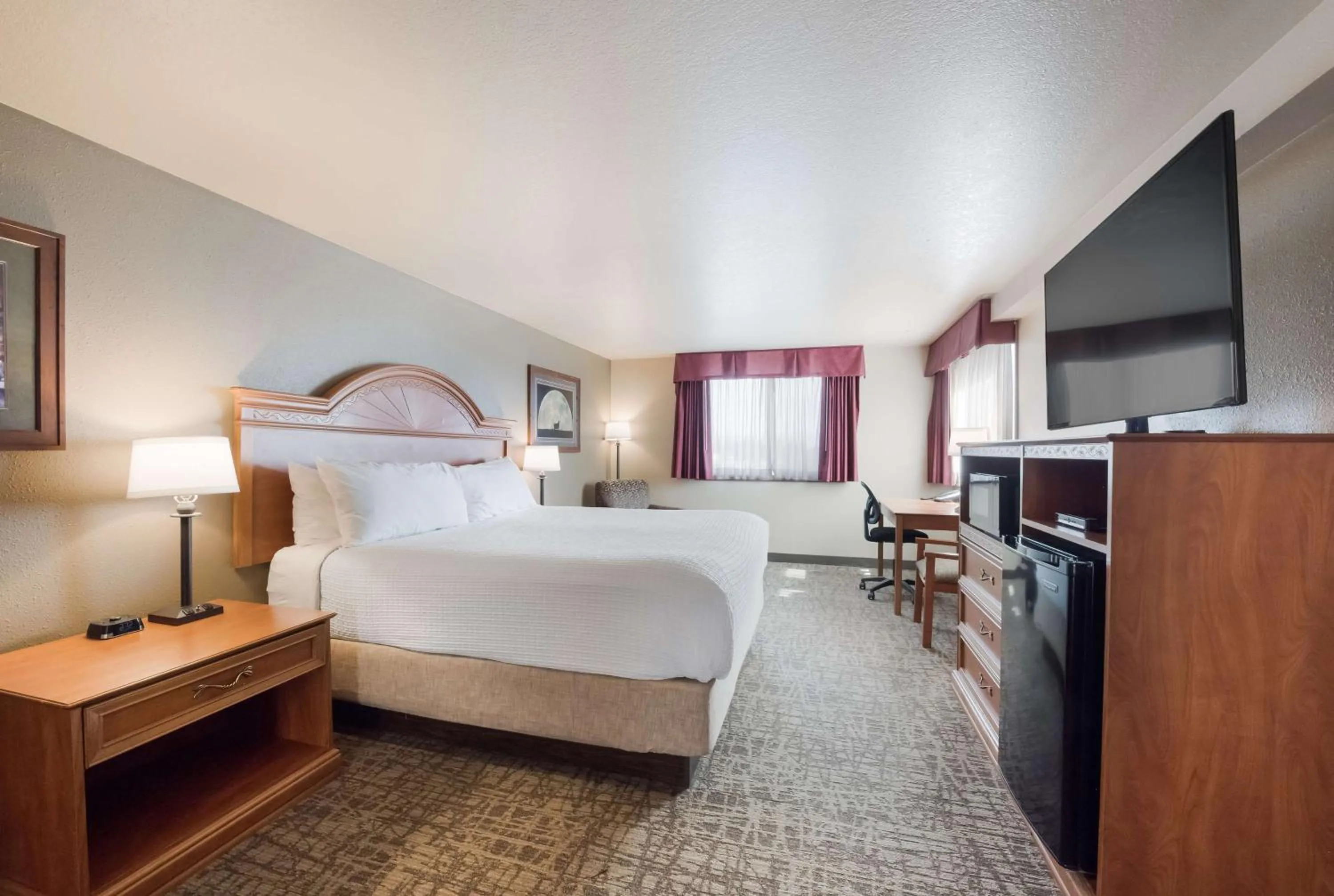 Bedroom, Bed in Best Western Bidarka Inn