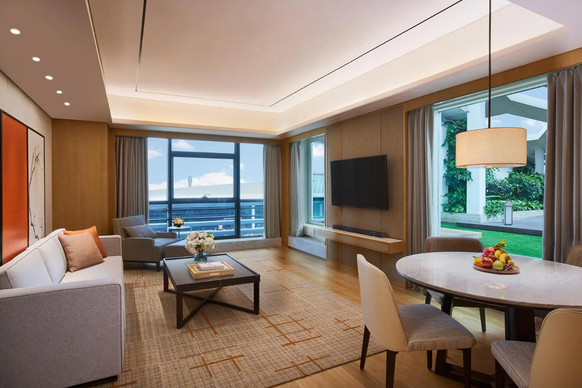 Living room in Hyatt Regency Shenzhen Airport