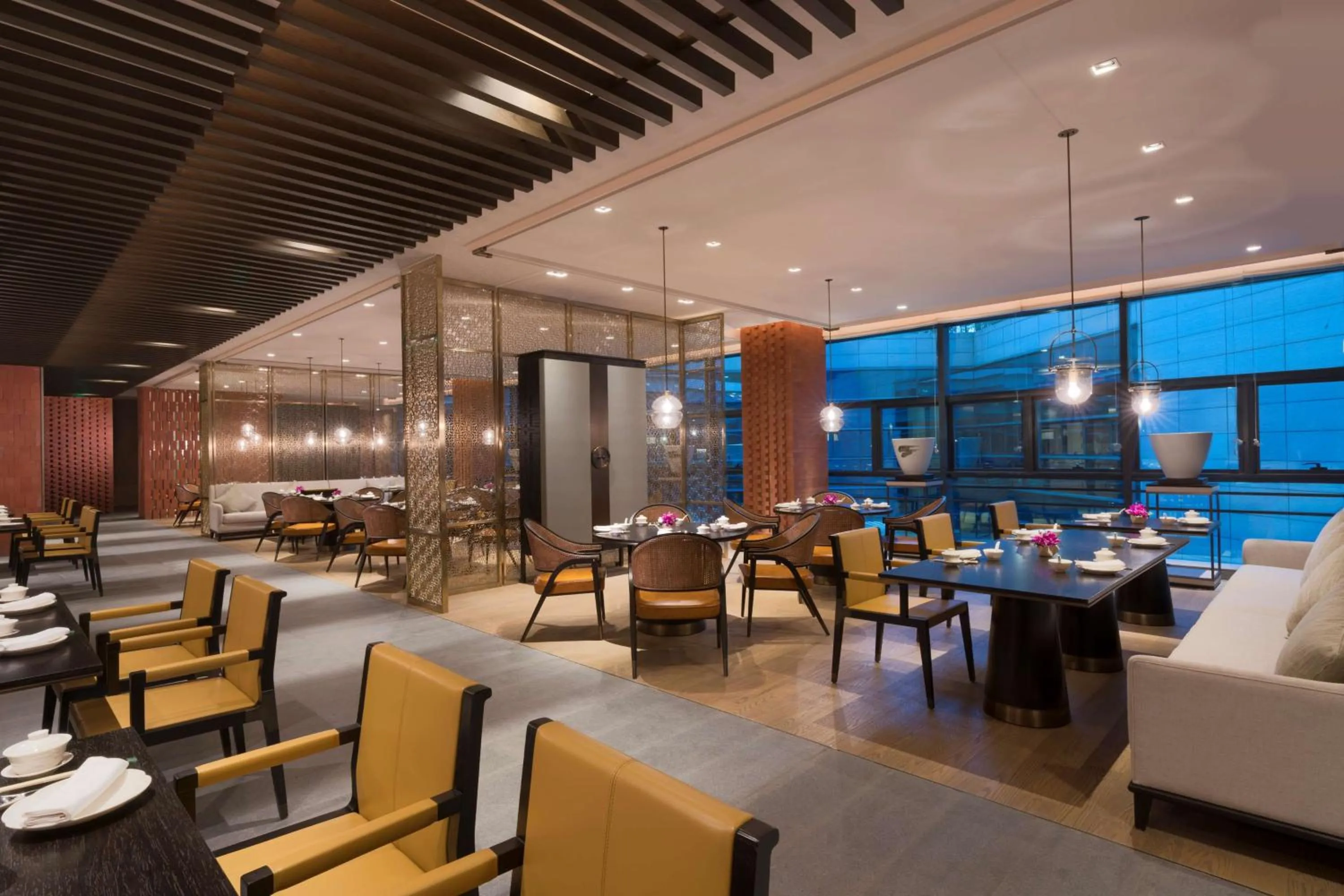 Restaurant/places to eat in Hyatt Regency Shenzhen Airport