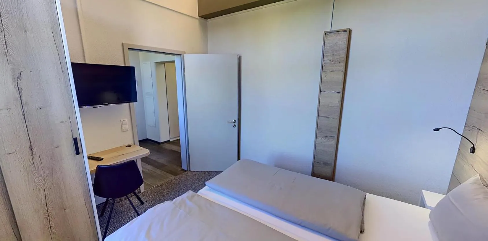 Bedroom, Bed in Boardinghouse Emden